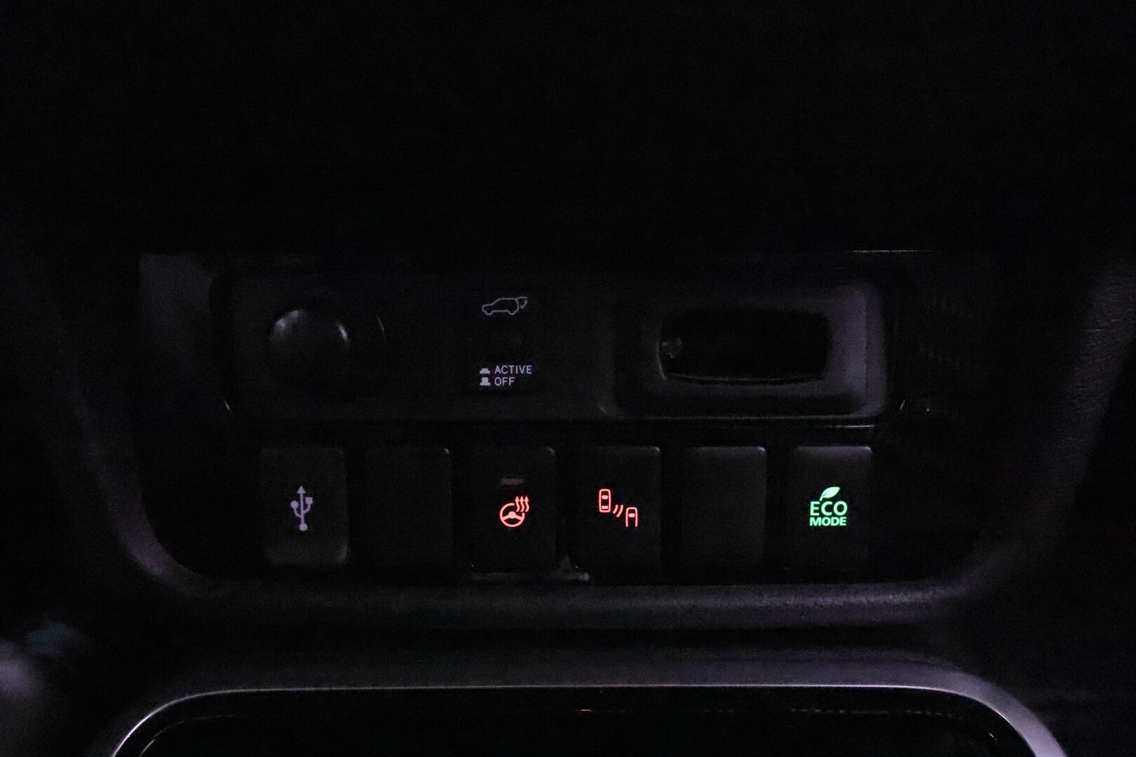 Mitsubishi OUTLANDER PHEV 2020 2.4 PHEV 4WD Business X **Power Sound System / Koukku / ACC / LED / 360° / Timanttinahat / Kaistavahti / KeylessGO - Kahdet Renkaat