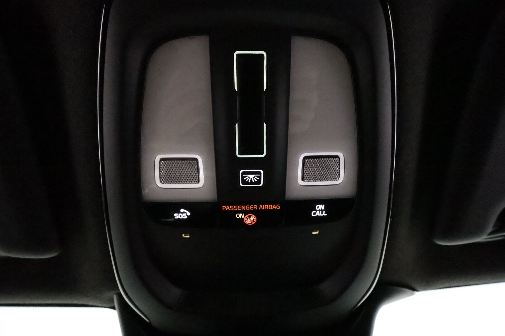 Volvo XC40 2022 Recharge Twin Business Pro aut *ACC / ILP / 360° / H&K / Koukku / Full LED / Panorama / Muistipenkki / Navi / BLIS* - Facelift / 1.Om Suomi-auto / Kahdet renkaat aluvanteilla / Merkkihuollettu 