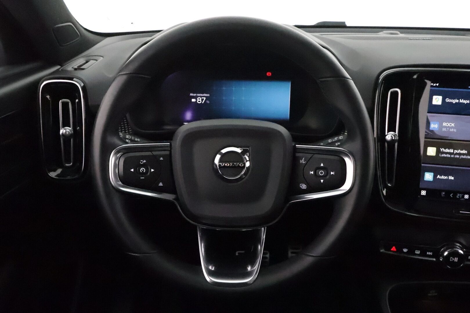 Volvo XC40 2022 Recharge Twin Business Pro aut *ACC / ILP / 360° / H&K / Koukku / Full LED / Panorama / Muistipenkki / Navi / BLIS* - Facelift / 1.Om Suomi-auto / Kahdet renkaat aluvanteilla / Merkkihuollettu 