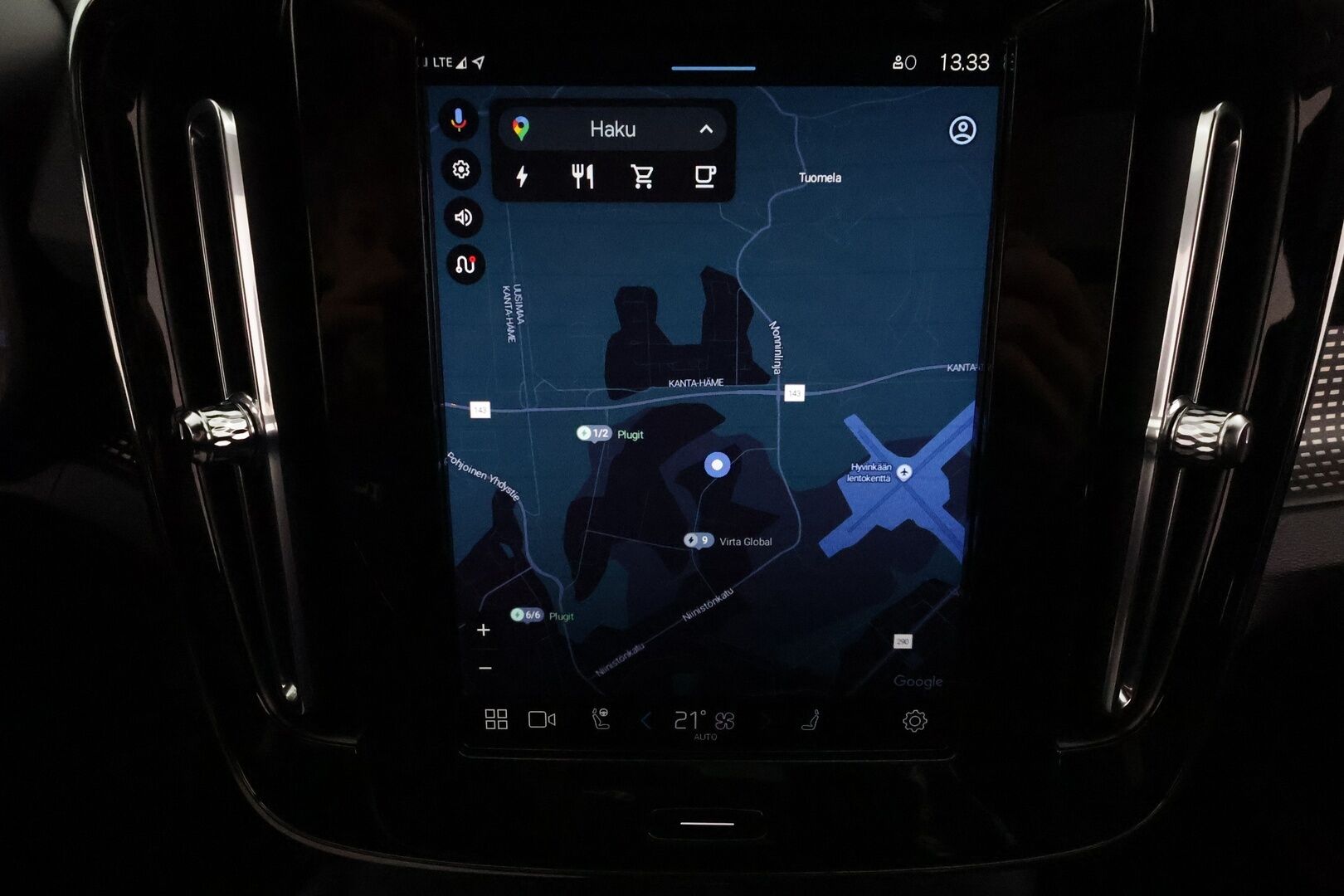 Volvo XC40 2022 Recharge Twin Business Pro aut *ACC / ILP / 360° / H&K / Koukku / Full LED / Panorama / Muistipenkki / Navi / BLIS* - Facelift / 1.Om Suomi-auto / Kahdet renkaat aluvanteilla / Merkkihuollettu 