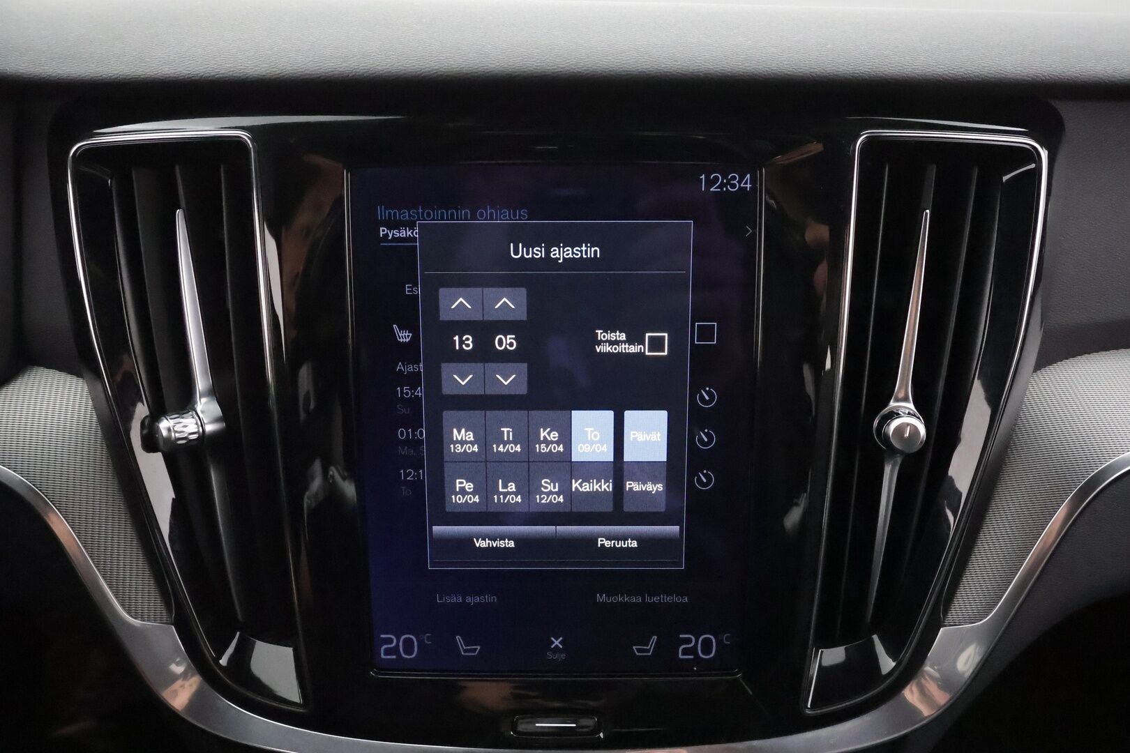 Volvo V60 2022 T6 TwE AWD Business R-Design aut * Pilot assist / Webasto / Koukku / Muistipenkki / LED / P.Kamera / High performance audio * - Suomi-auto / Merkkihuollettu / Kahdet Renkaat / Koti & Kauppalaturi - HULLUT AVAJAISHULINAT KORKOTARJOUS 3,29 %