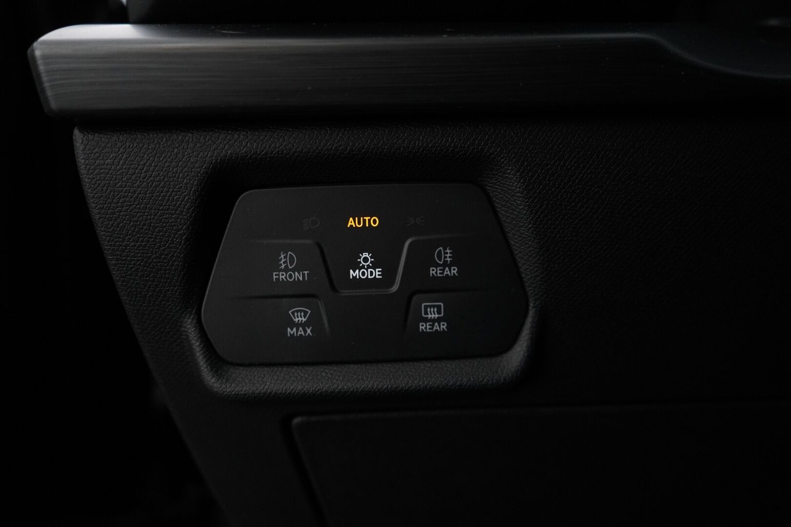 Cupra Formentor 2021 1.4 PHEV 150 kW e-HYBRID DSG * ACC / Puolinahkasisusta / Sporttipenkit / Keyless / Kaistavahti * - Suomi-auto / Kahdet renkaat vanteineen / Akku kuntotarkastettu - HULLUT AVAJAISHULINAT KORKOTARJOUS 3,29 %