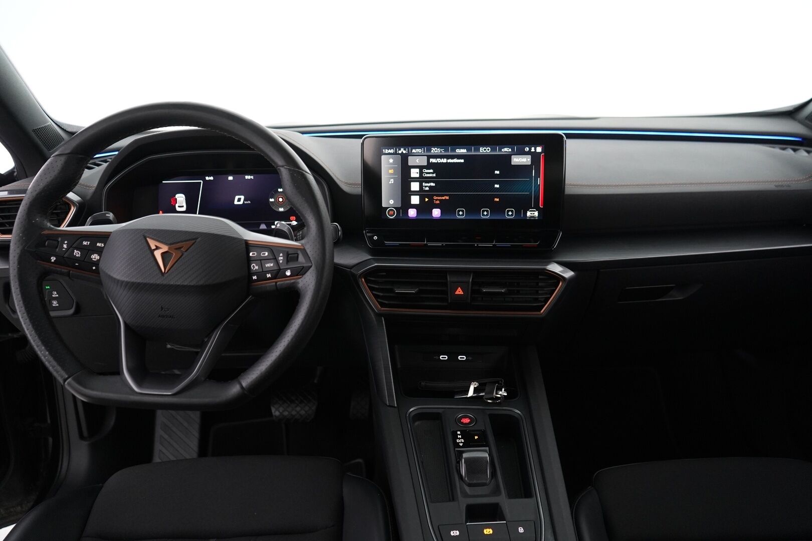 Cupra Formentor 2021 1.4 PHEV 150 kW e-HYBRID DSG - ACC | Puolinahkasisusta | Sporttipenkit | Keyless | Kaistavahti | Suomi-auto | Akku kuntotarkastettu | Viimeisin huolto 100tkm | Kahdet OEM vanteet