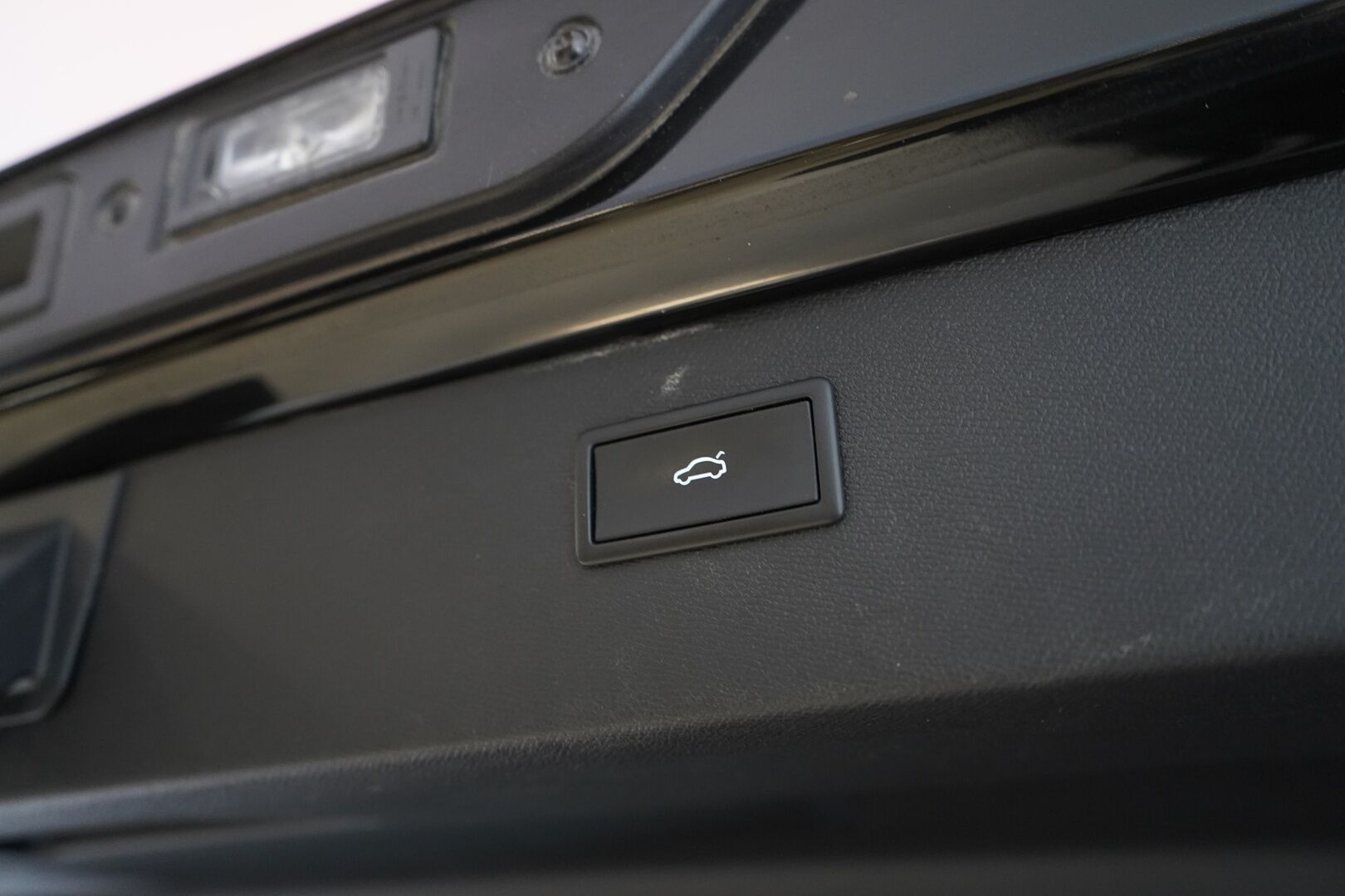 Cupra Formentor 2021 1.4 PHEV 150 kW e-HYBRID DSG * ACC / Puolinahkasisusta / Sporttipenkit / Keyless / Kaistavahti * - Suomi-auto / Kahdet renkaat vanteineen / Akku kuntotarkastettu - HULLUT AVAJAISHULINAT KORKOTARJOUS 3,29 %