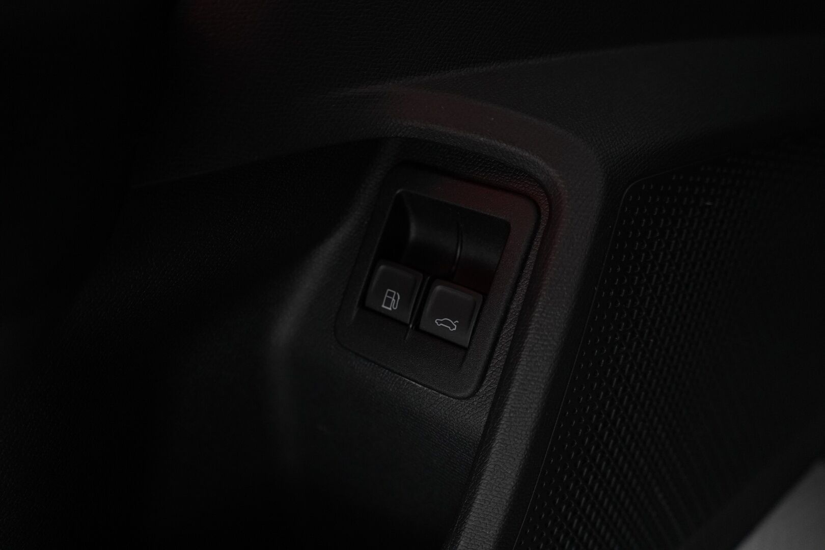 Cupra Formentor 2021 1.4 PHEV 150 kW e-HYBRID DSG * ACC / Puolinahkasisusta / Sporttipenkit / Keyless / Kaistavahti * - Suomi-auto / Kahdet renkaat vanteineen / Akku kuntotarkastettu - HULLUT AVAJAISHULINAT KORKOTARJOUS 3,29 %