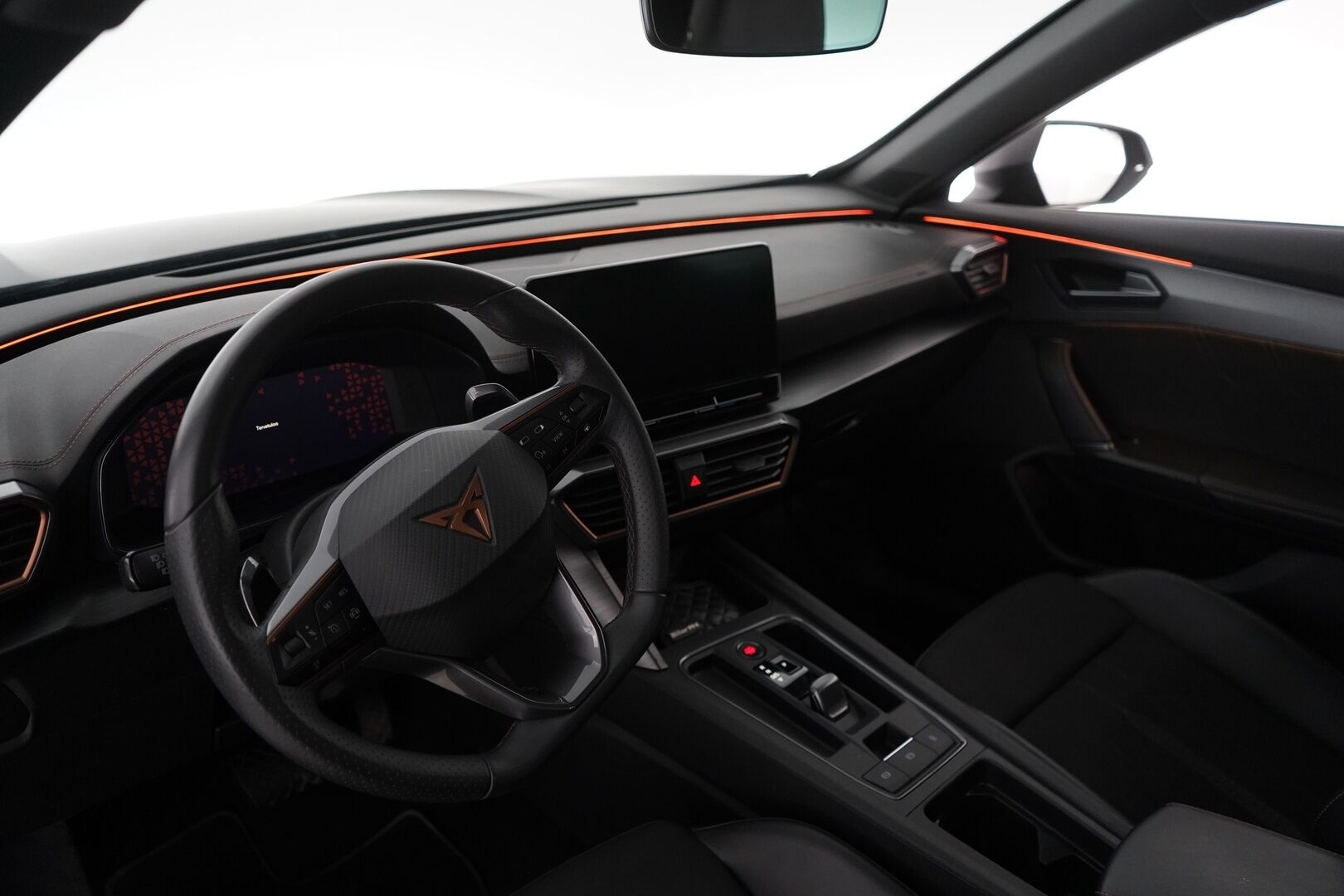 Cupra Formentor 2021 1.4 PHEV 150 kW e-HYBRID DSG * ACC / Puolinahkasisusta / Sporttipenkit / Keyless / Kaistavahti * - Suomi-auto / Kahdet renkaat vanteineen / Akku kuntotarkastettu - HULLUT AVAJAISHULINAT KORKOTARJOUS 3,29 %