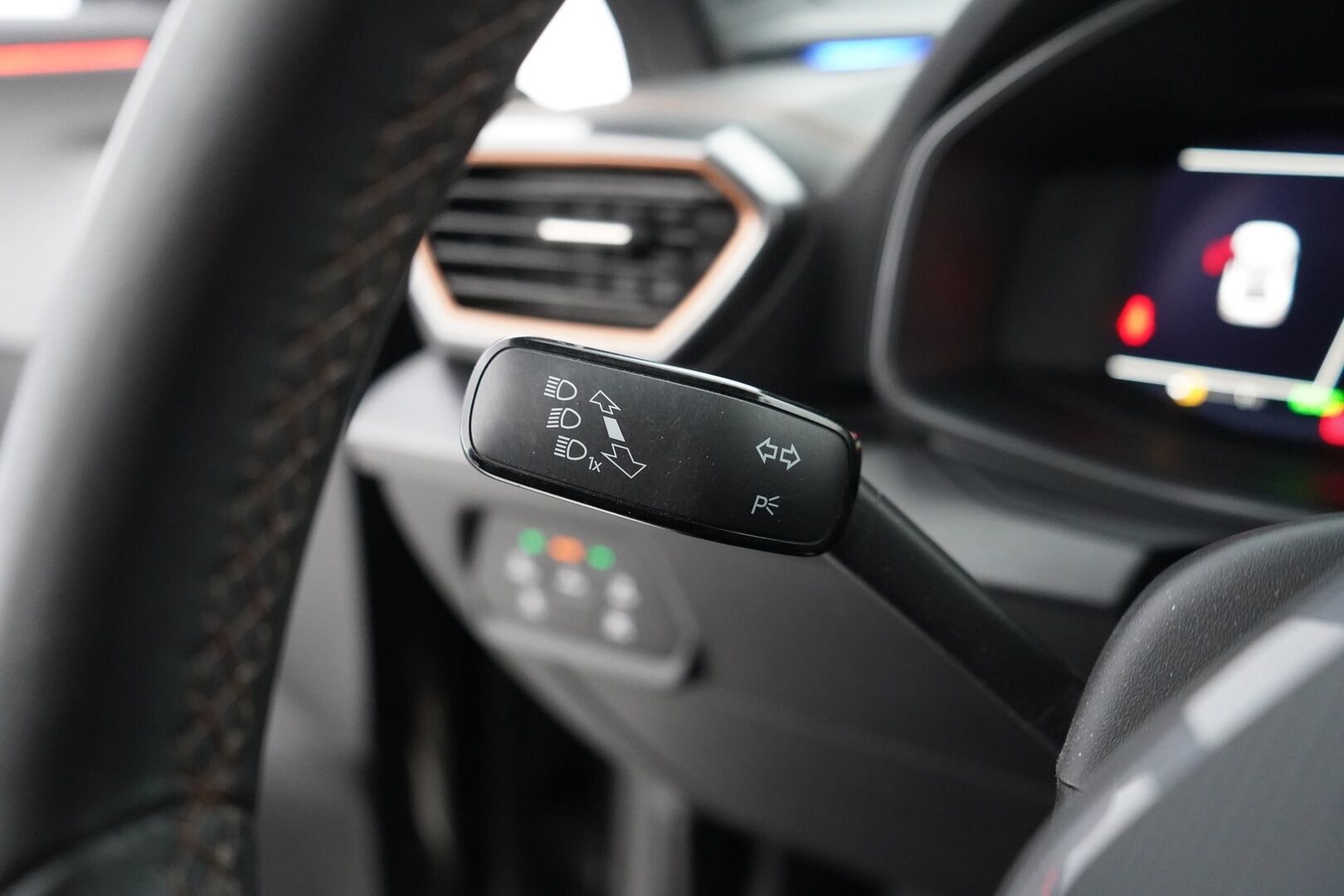 Cupra Formentor 2021 1.4 PHEV 150 kW e-HYBRID DSG - ACC | Puolinahkasisusta | Sporttipenkit | Keyless | Kaistavahti | Suomi-auto | Akku kuntotarkastettu | Viimeisin huolto 100tkm | Kahdet OEM vanteet
