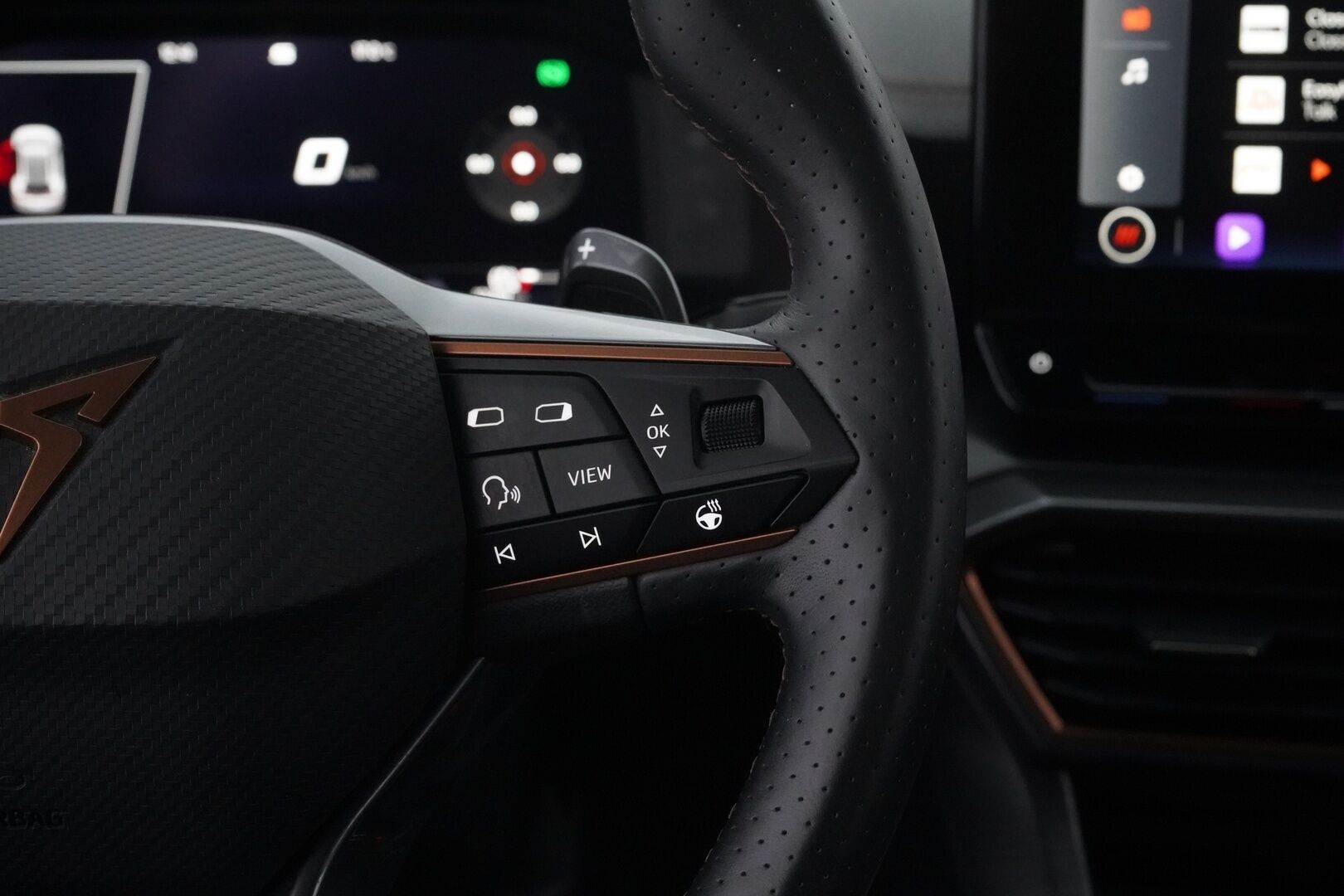 Cupra Formentor 2021 1.4 PHEV 150 kW e-HYBRID DSG - ACC | Puolinahkasisusta | Sporttipenkit | Keyless | Kaistavahti | Suomi-auto | Akku kuntotarkastettu | Viimeisin huolto 100tkm | Kahdet OEM vanteet