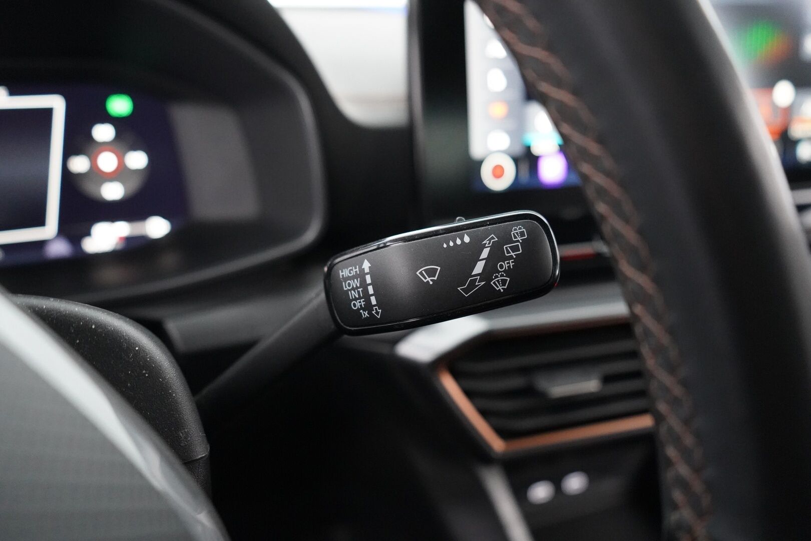 Cupra Formentor 2021 1.4 PHEV 150 kW e-HYBRID DSG - ACC | Puolinahkasisusta | Sporttipenkit | Keyless | Kaistavahti | Suomi-auto | Akku kuntotarkastettu | Viimeisin huolto 100tkm | Kahdet OEM vanteet