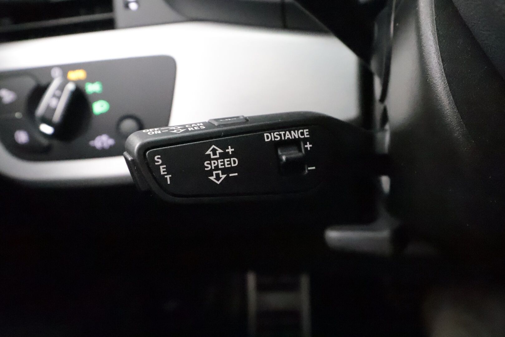 Audi A4 2021 Sedan Business Advanced 35 TFSI 110 kW MHEV S tronic * ACC / Matrix-LED / P.Tutkat / SporttiPenkit * - Suomi-auto / Kahdet Renkaat