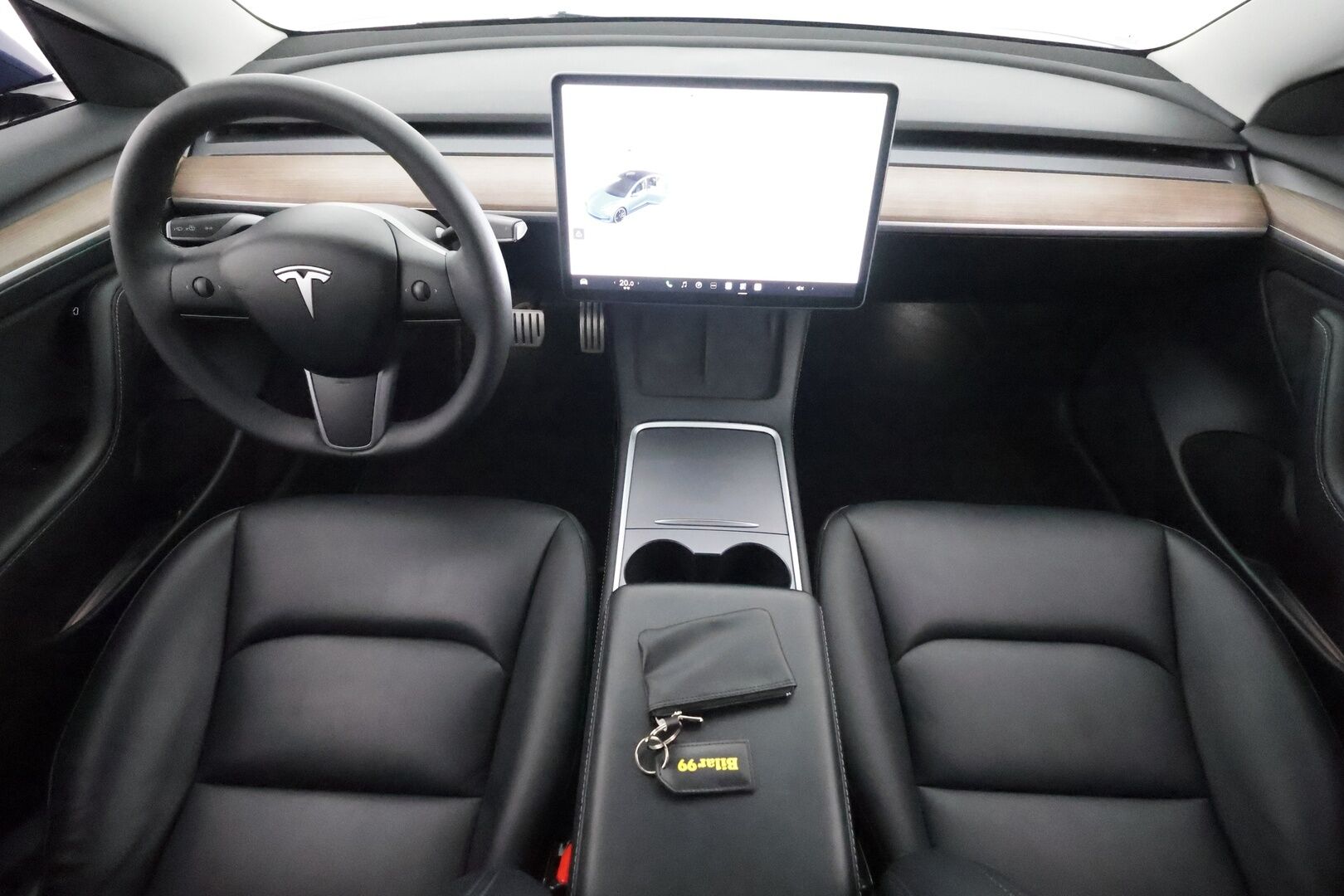 Tesla Model 3 2021 Performance - 3,99 % KORKOTARJOUS TÄHÄN AUTOON - 31.5. ASTI! - Matrix LED / Peruutuskamera / Nahkasisusta / Premium Audio / 2x Renkaat aluvantein!