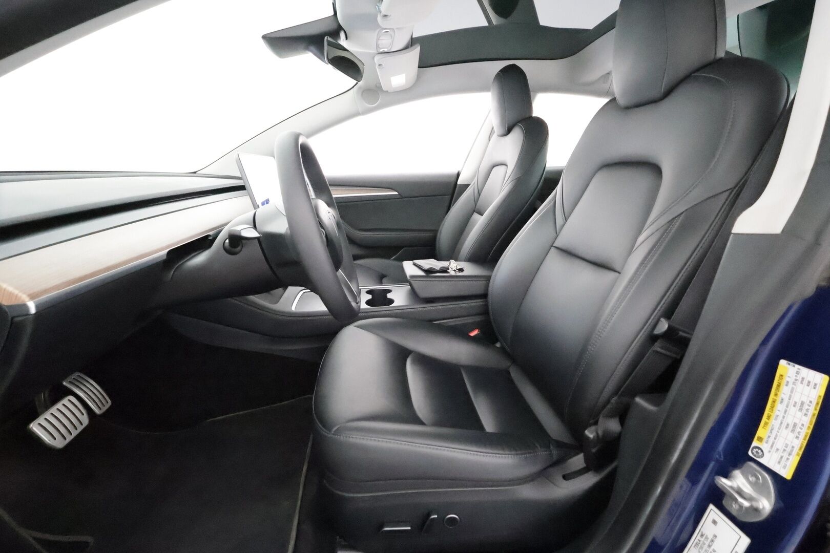 Tesla Model 3 2021 Performance - 3,99 % KORKOTARJOUS TÄHÄN AUTOON - 31.5. ASTI! - Matrix LED / Peruutuskamera / Nahkasisusta / Premium Audio / 2x Renkaat aluvantein!