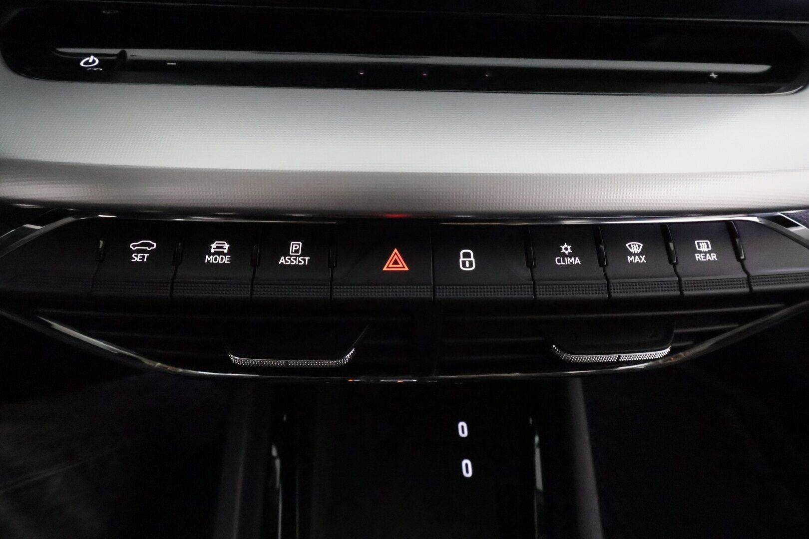 Skoda Octavia 2021 Combi 1,0 TSI Style eTEC DSG Autom. **Webasto / Adapt.Vakkari / Matrix-LED / P.kamera / Sporttipenkit / Navi / Keyless** - 1-om Suomi-auto / Kahdet Renkaat