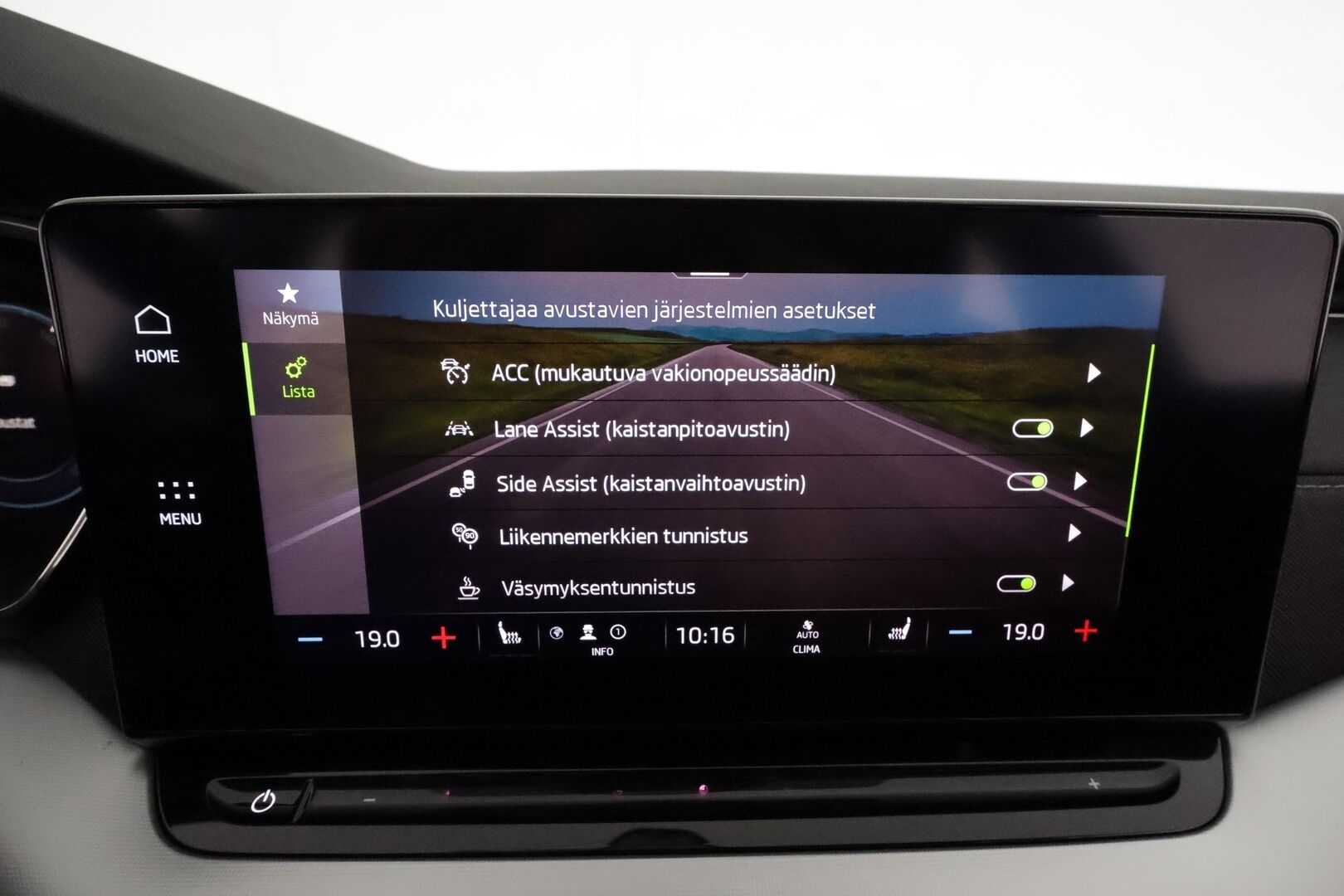 Skoda Octavia 2021 Combi 1,0 TSI Style eTEC DSG Autom. **Webasto / Adapt.Vakkari / Matrix-LED / P.kamera / Sporttipenkit / Navi / Keyless** - 1-om Suomi-auto / Kahdet Renkaat