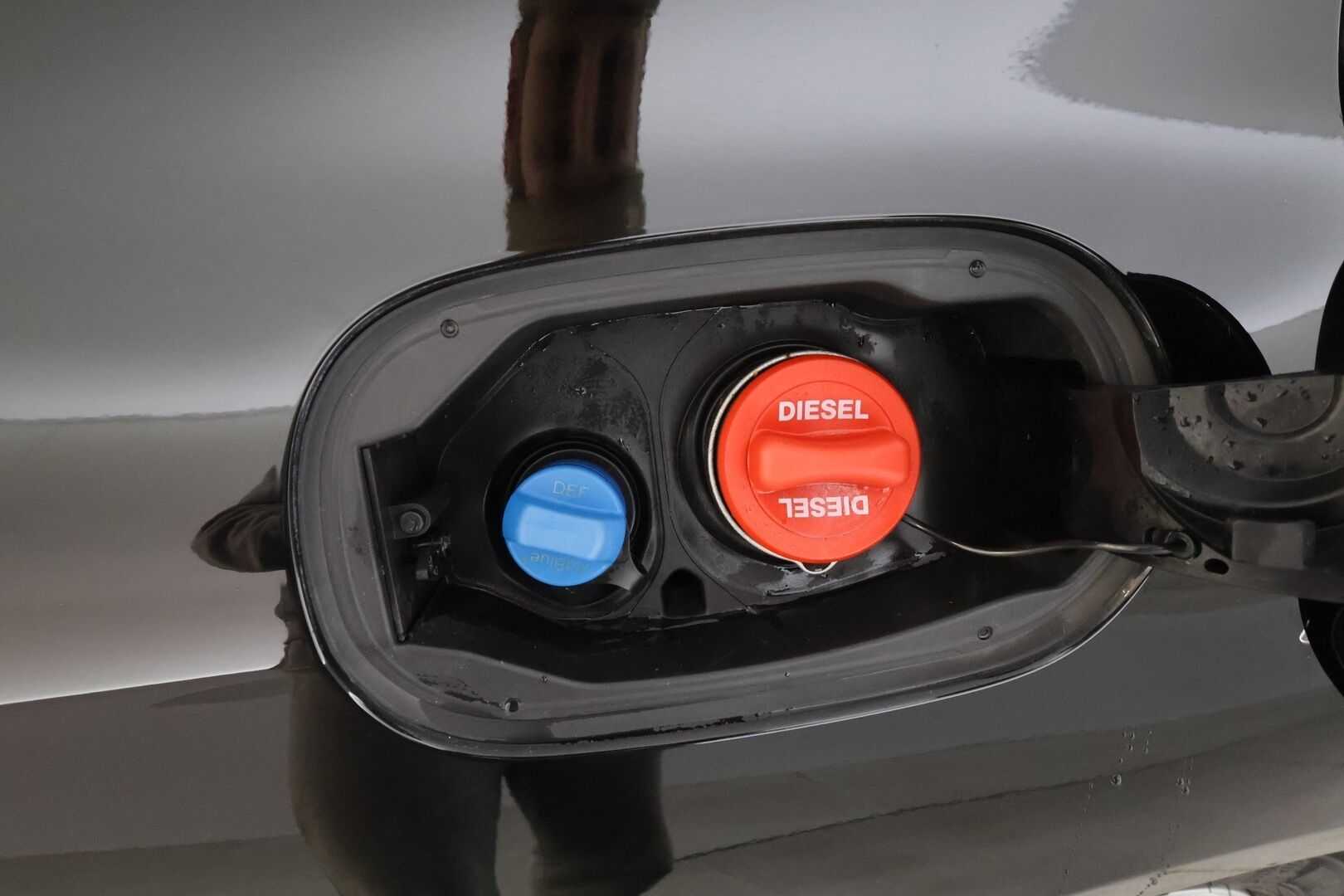 Mercedes-Benz E 2022 220 d 4MATIC A Business Avantgarde * Distronic+ / 360° / Multibeam / Webasto / Koukku / Widescreen / KeylessGo / Navi * - Suomi-auto / Kahdet renkaat aluvanteilla / Merkkihuollettu 