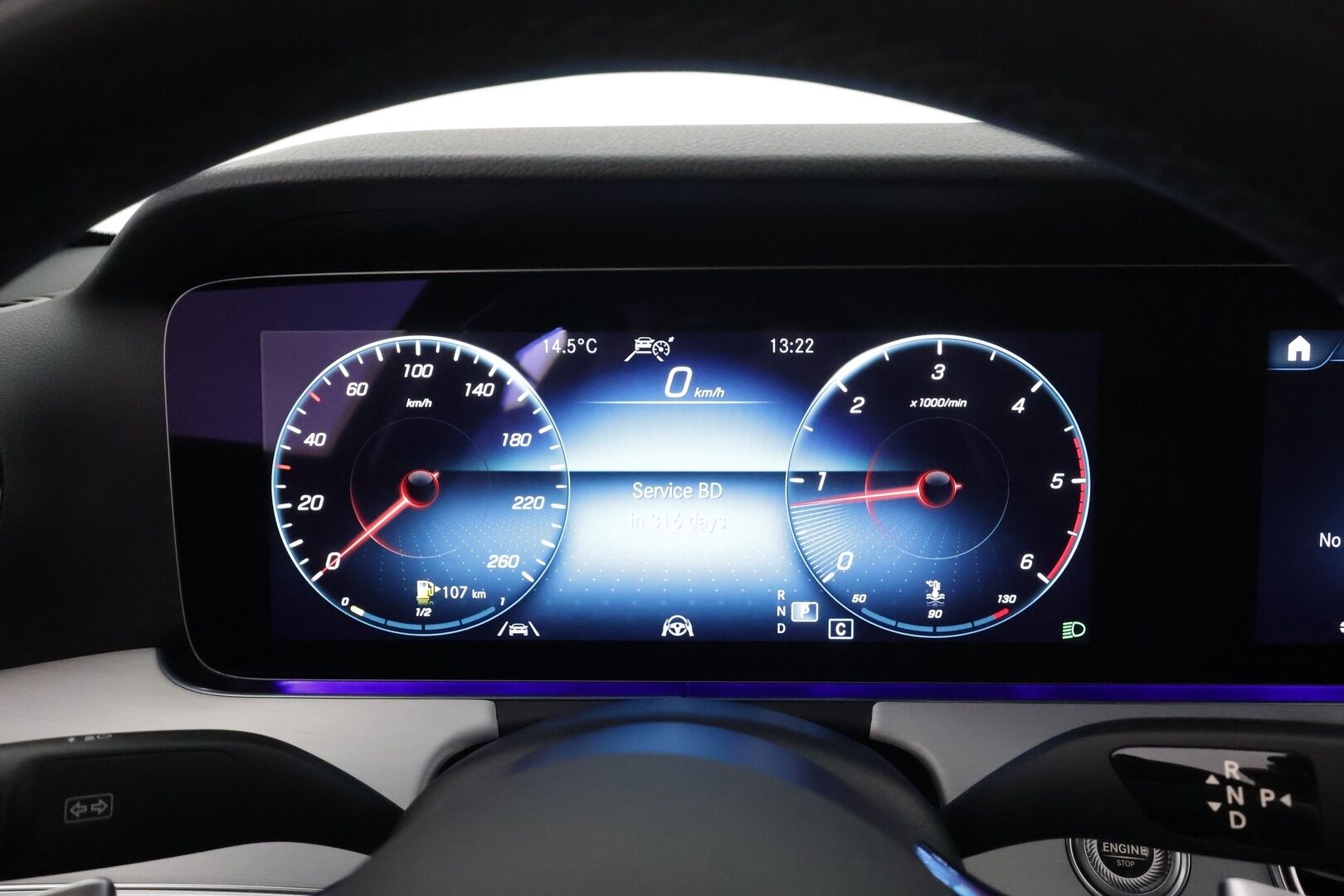 Mercedes-Benz E 2022 220 d 4MATIC A Business Avantgarde * Distronic+ / 360° / Multibeam / Webasto / Koukku / Widescreen / KeylessGo / Navi * - Suomi-auto / Kahdet renkaat aluvanteilla / Merkkihuollettu 