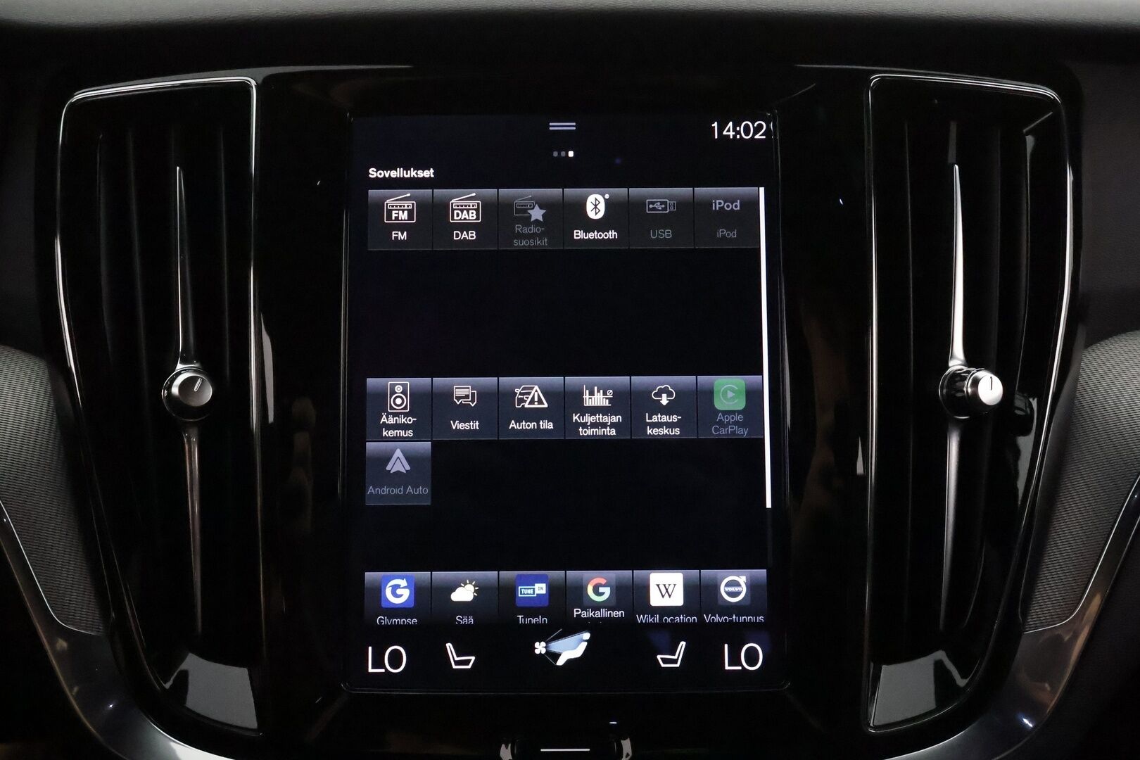 Volvo V60 2022 T6 TwE AWD Business R-Design aut - Webasto / Adapt.Vakkari / Harman&Kardon / Peruutuskamera / Vetokoukku / Navi / Nahkasisusta / Merkkihuollot / Supervarusteltu! - Osta nyt, maksa vasta ensi vuonna