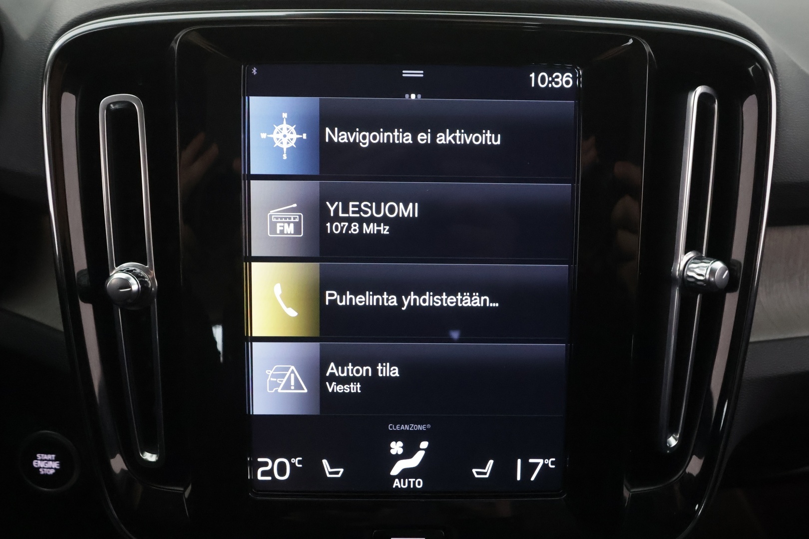 Volvo XC40 2022 T5 TwE Business Inscription Edition aut - | Webasto | Koukku | ACC | LED | P.Kamera | Sporttinahat | Kaistavahti | Keyless | Suomi-auto | Kahdet renkaat | Merkkihuollot | 2x Latauskaapelit |