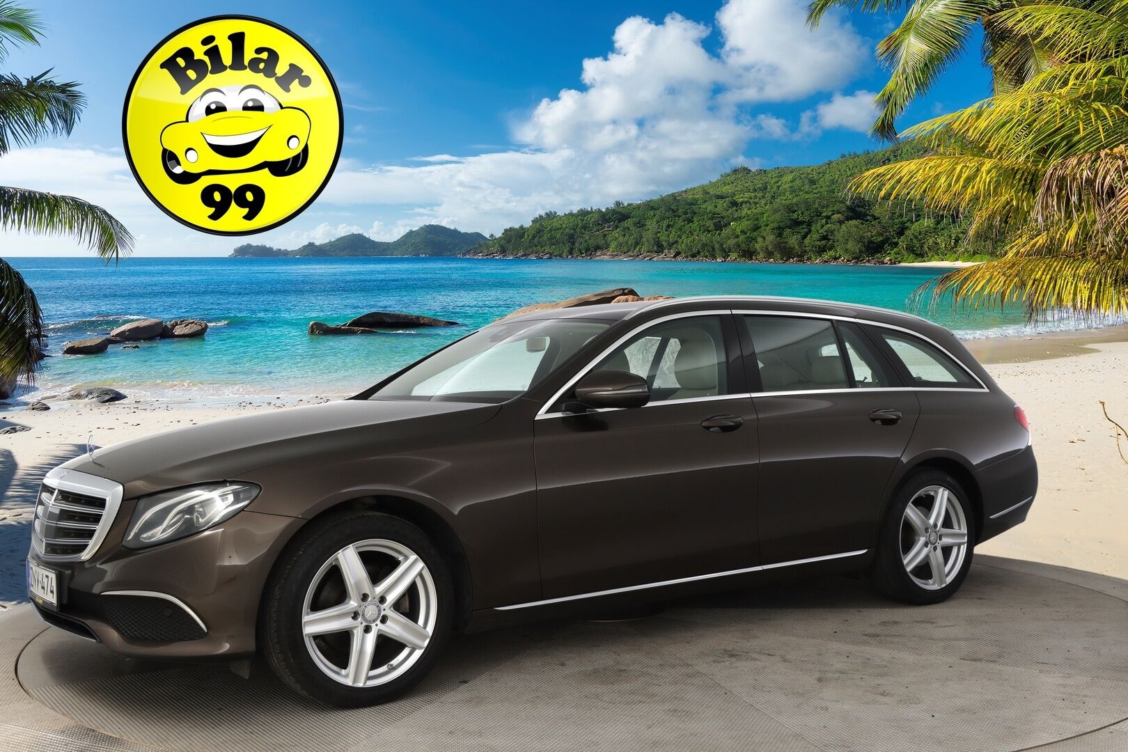 Mercedes-Benz E 2017 E 220 d Farmari / * Burmester / Vetokoukku / Widescreen / P-kamera / Digimittariso / Navi / - * Vakionopeudensäädin / Pysäköintiavustin / Sähkötoiminen takaluukku / KeyLessGo-avaimeton käynnistys*