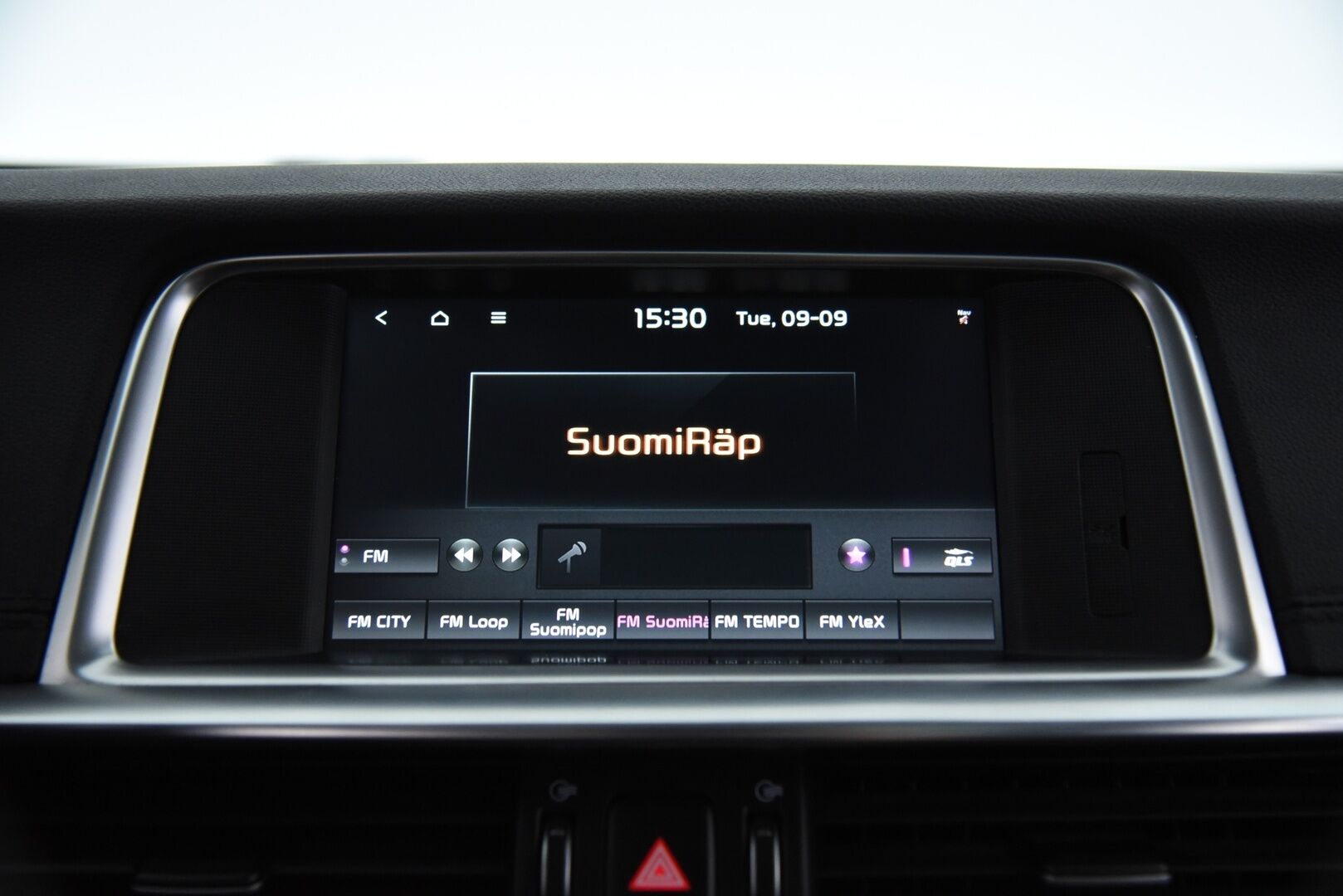 Kia Optima 2020 2,0 GDI PHEV Business Luxury SW A/T / Adapt. vak. / BLIS / Panorama / Muistipenkki / Keyless / Muistipenkki - Merkkihuollettu! / 360° / Harman/Kardon / Ilmastoidut nahkapenkit