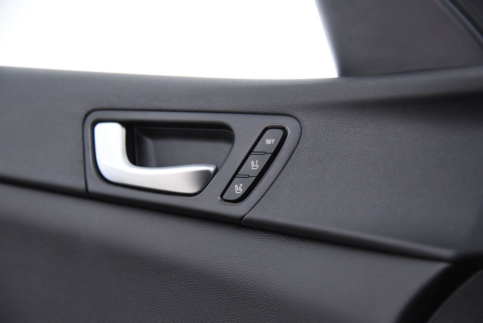 Kia Optima 2020 2,0 GDI PHEV Business Luxury SW A/T / Adapt. vak. / BLIS / Panorama / Muistipenkki / Keyless / Muistipenkki - Merkkihuollettu! / 360° / Harman/Kardon / Ilmastoidut nahkapenkit