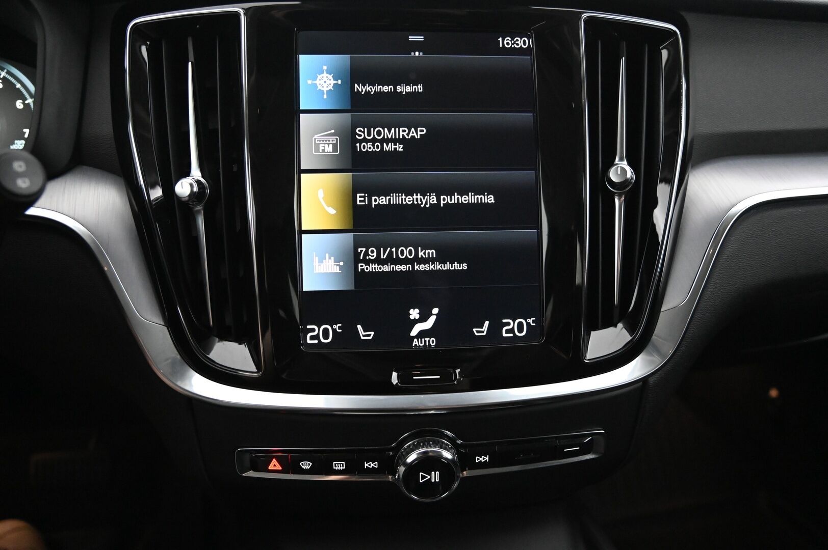 Volvo V60 2022 B3 MHEV Business Edition aut *Webasto / Acc&Pilot Assist / Full-Led / P.Kamera / Keyless / Navi* - *Merkkihuollettu 1-Omisteinen Suomi-auto!/ 2xrenkaat aluvanteilla*