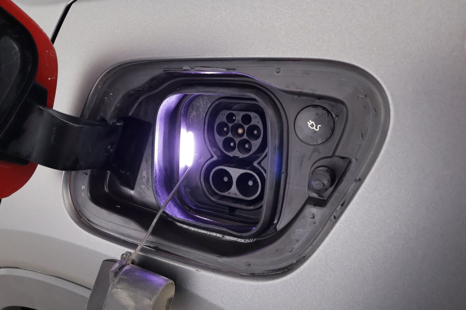 Volvo C40 2022 Recharge Twin Business Launch Edition aut - | ACC | ILP | Koukku | Lasikatto | Pixel-LED | H/K | Muistipenkki | 360-Kamera | Ratinlämmitys | Suomi-auto | Kahdet Renkaat |