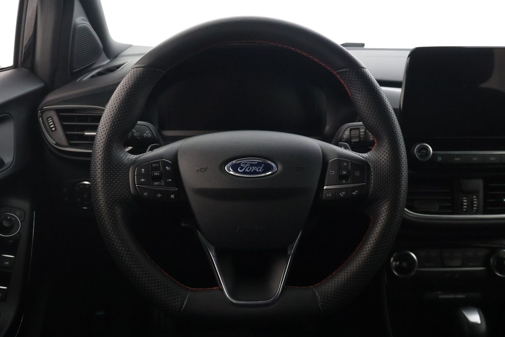 Ford Puma 2022 1.0 EcoBoost Hybrid (mHEV) 125hv A7 DCT ST-Line 5-ovinen - |ACC | Navi | Kamera | Tutkat | Läm. ohjauspyörä ja lasi | LED | 2x renkaat ja vanteet|