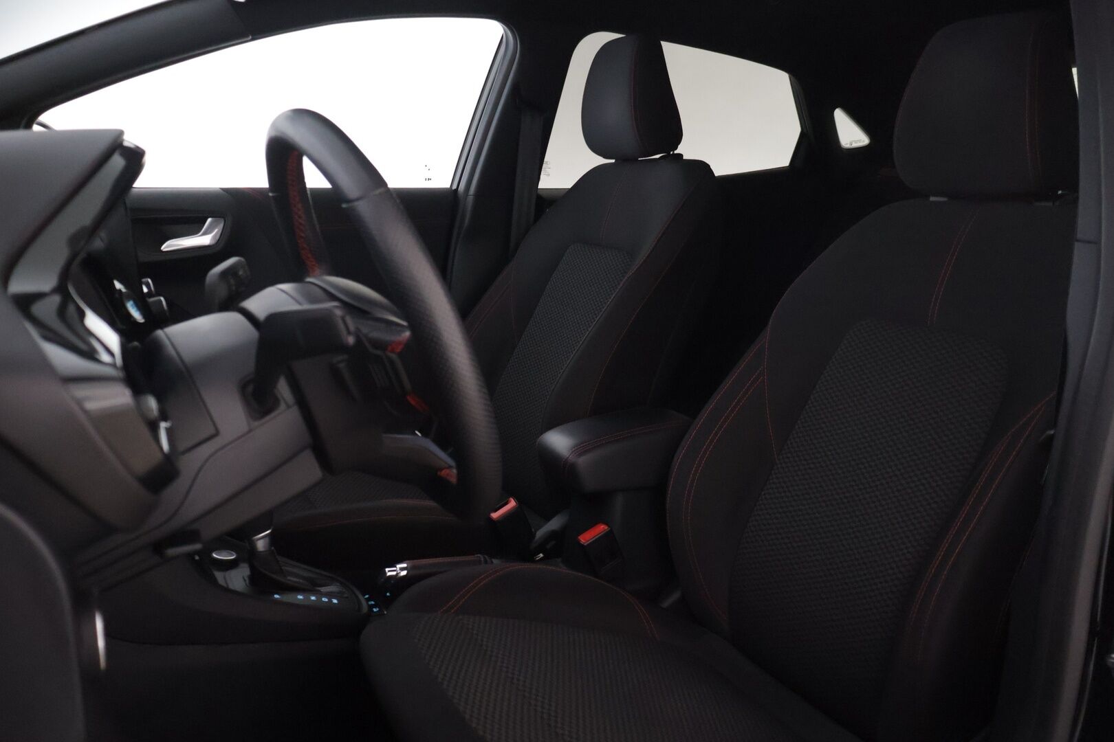 Ford Puma 2022 1.0 EcoBoost Hybrid (mHEV) 125hv A7 DCT ST-Line 5-ovinen - |ACC | Navi | Kamera | Tutkat | Läm. ohjauspyörä ja lasi | LED | 2x renkaat ja vanteet|