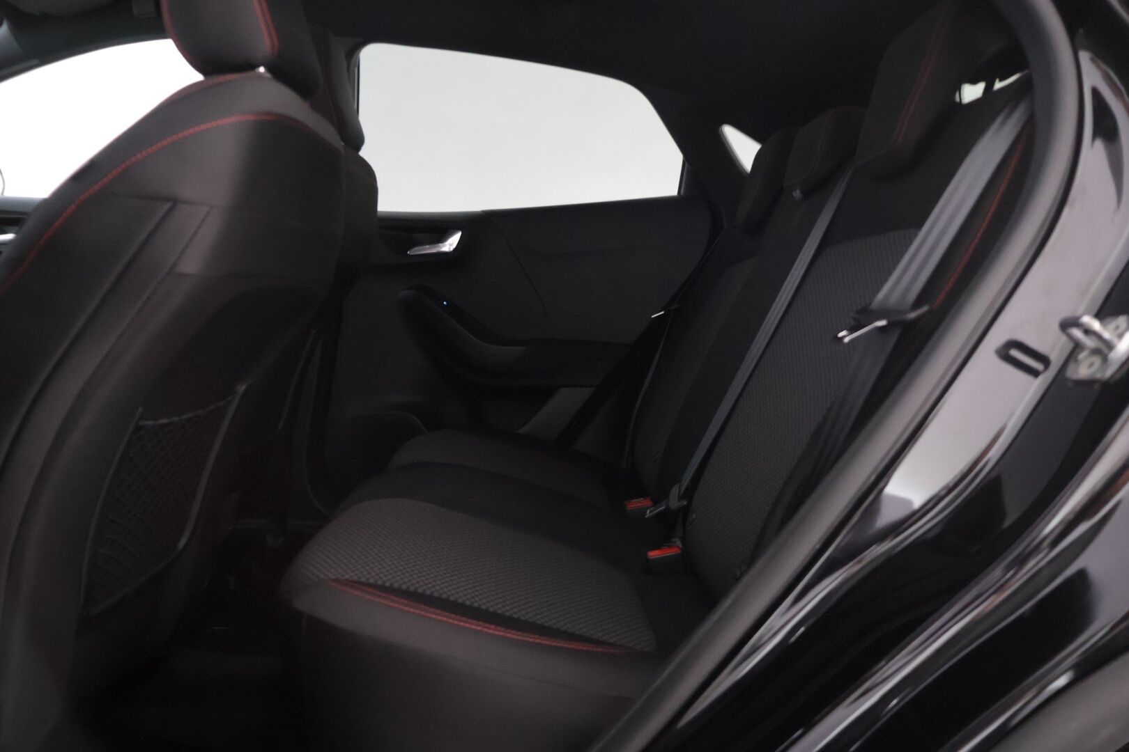 Ford Puma 2022 1.0 EcoBoost Hybrid (mHEV) 125hv A7 DCT ST-Line 5-ovinen - |ACC | Navi | Kamera | Tutkat | Läm. ohjauspyörä ja lasi | LED | 2x renkaat ja vanteet|