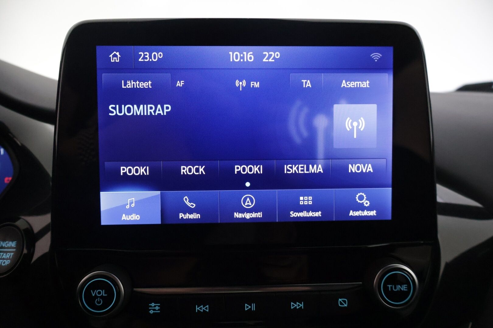 Ford Puma 2022 1.0 EcoBoost Hybrid (mHEV) 125hv A7 DCT ST-Line 5-ovinen - |ACC | Navi | Kamera | Tutkat | Läm. ohjauspyörä ja lasi | LED | 2x renkaat ja vanteet|