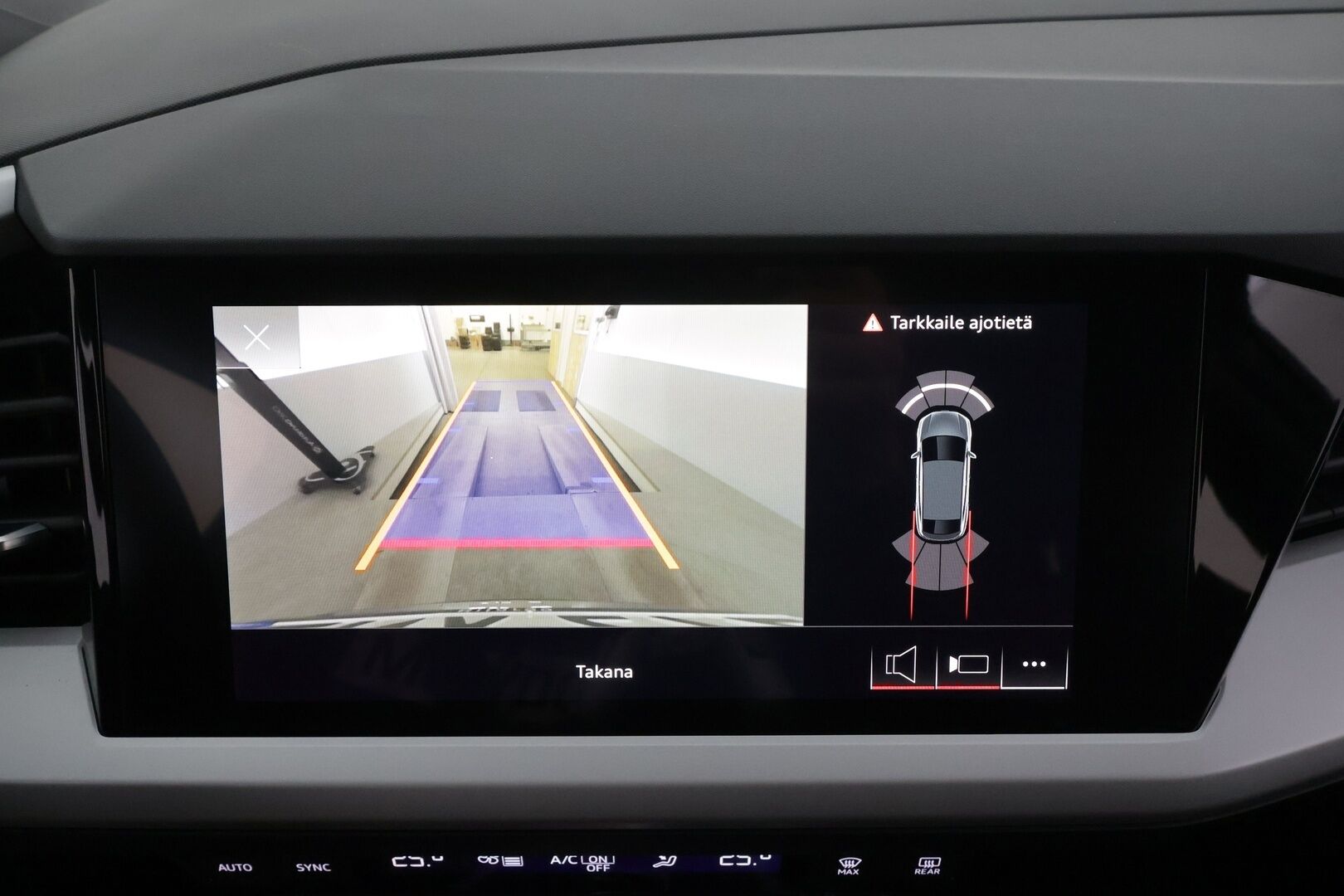 Audi Q4 e-tron 2022 Edition 40 e-tron Sportback * ACC / ILP / LED / P.Kamera / Audi Smartphone Interface * - 1.Om Suomi-auto / Akku kuntotarkastettu / Merkkihuollettu / Kahdet renkaat