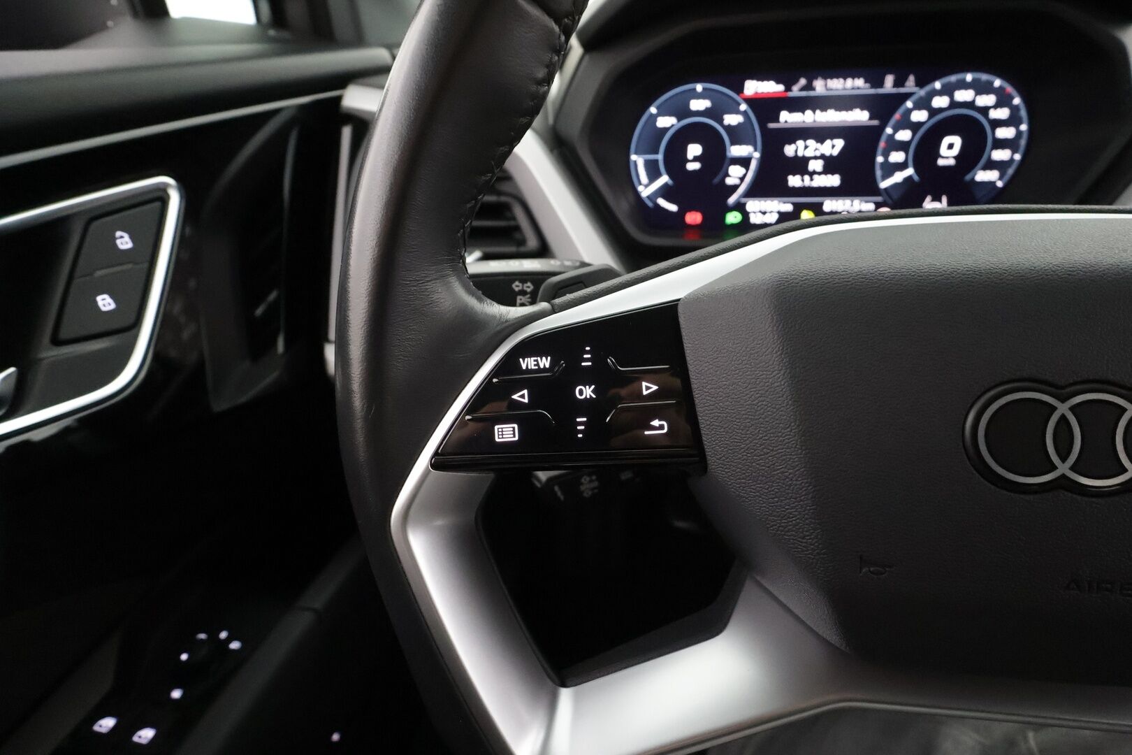 Audi Q4 e-tron 2022 Edition 40 e-tron Sportback * ACC / ILP / LED / Kamera / Sähköluukku * - KATSO MIHIN HINTAAN SPORTBACK! / 1.Om Suomi-auto / SoH 94.7% / Merkkihuollettu / Kahdet OEM vanteet / Juuri huollettu / Alv - HULLUT AVAJAISHULINAT KORKOTARJOUS 3,29 %