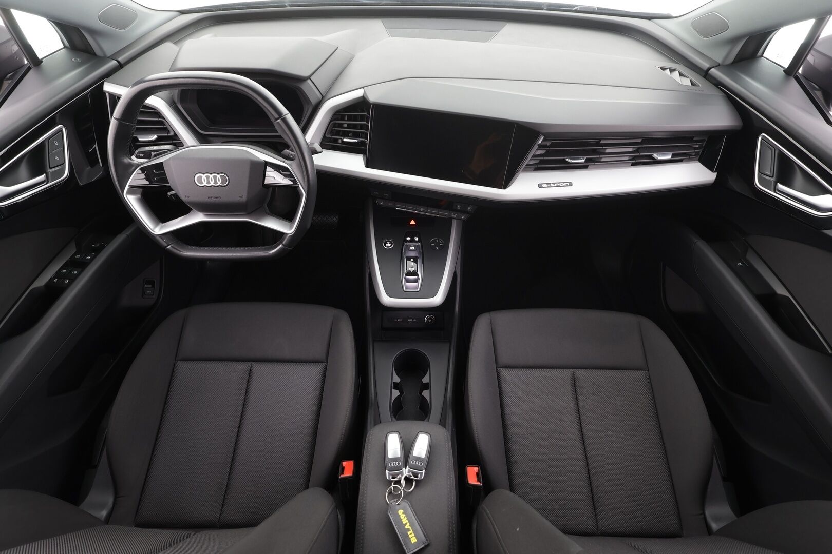 Audi Q4 e-tron 2022 Edition 40 e-tron Sportback * ACC / ILP / LED / Kamera / Sähköluukku * - 1.Om Suomi-auto / SoH 94.7% / Merkkihuollettu / Kahdet OEM vanteet / Juuri huollettu / Alv