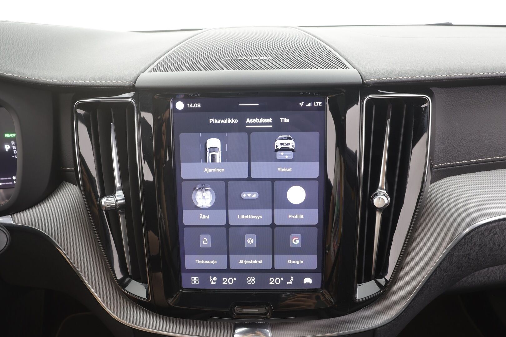 Volvo XC60 2022 T8 AWD Long Range Polestar Engineered Edition aut - | ACC | Webasto | Koukku | HUD | Panorama | H/K | Muistipenkki | Full-LED | Puolinahat | 360-Kamera | Keyless | Sporttipenkit | Apple&Android | 1.Om Suomi-auto | Kahdet Renkaat | Merkkihuollettu|