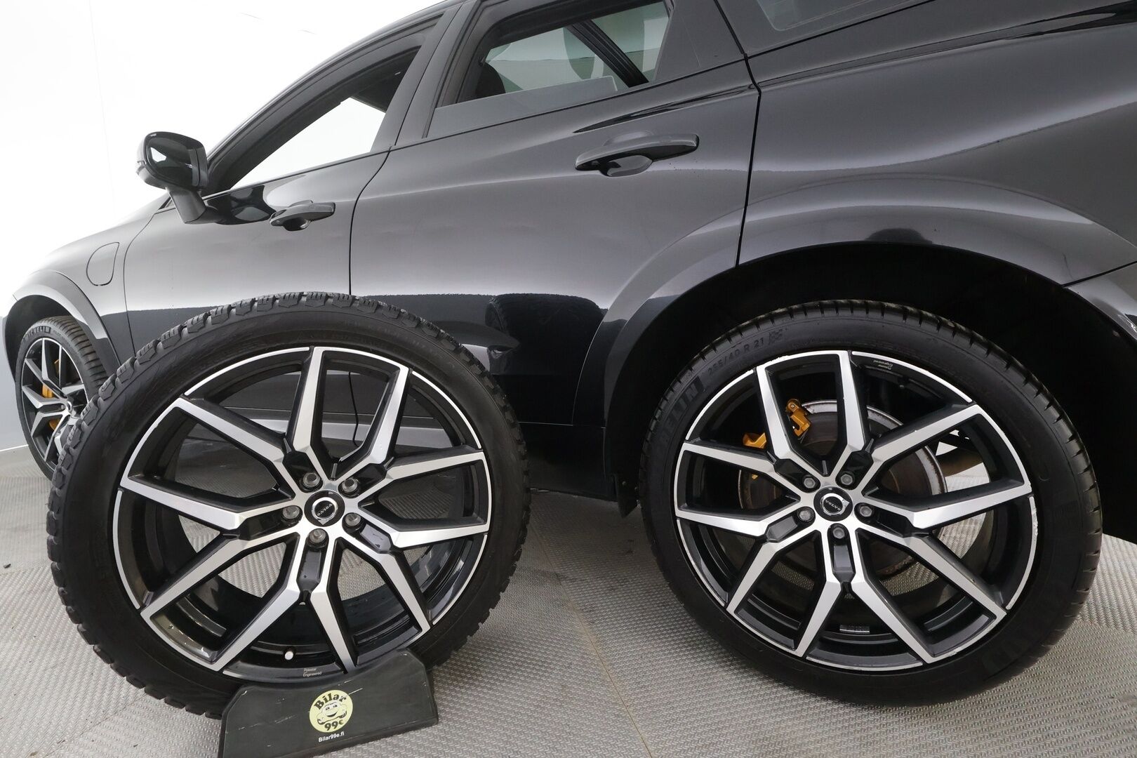 Volvo XC60 2022 T8 AWD Long Range Polestar Engineered Edition aut - | ACC | Webasto | Koukku | HUD | Panorama | H/K | Muistipenkki | Full-LED | Puolinahat | 360-Kamera | Keyless | Sporttipenkit | Apple&Android | 1.Om Suomi-auto | Kahdet Renkaat | Merkkihuollettu|