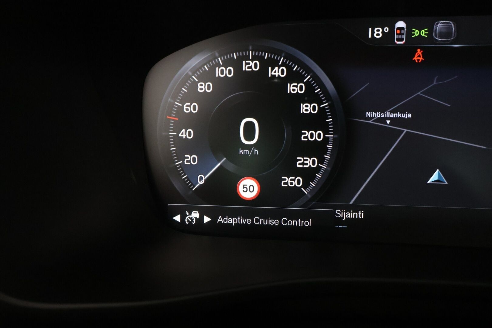 Volvo XC40 2022 B4 MHEV Business Edition DCT aut * Acc / P.ainetoiminen lisälämm. ajastimella /Pilot Assist / Suomiauto / Merkkihuollot - *P-kamera / Tutkat eteen ja taakse / AppleCarPlay, AndroidAuto / Kahdet renkaat aluvanteilla