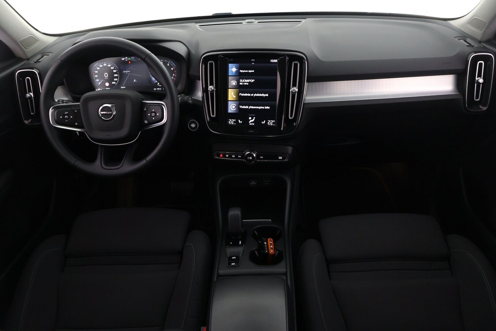 Volvo XC40 2022 B4 MHEV Business Edition DCT aut * Acc / P.ainetoiminen lisälämm. ajastimella /Pilot Assist / Suomiauto / Merkkihuollot - *P-kamera / Tutkat eteen ja taakse / AppleCarPlay, AndroidAuto / Kahdet renkaat aluvanteilla