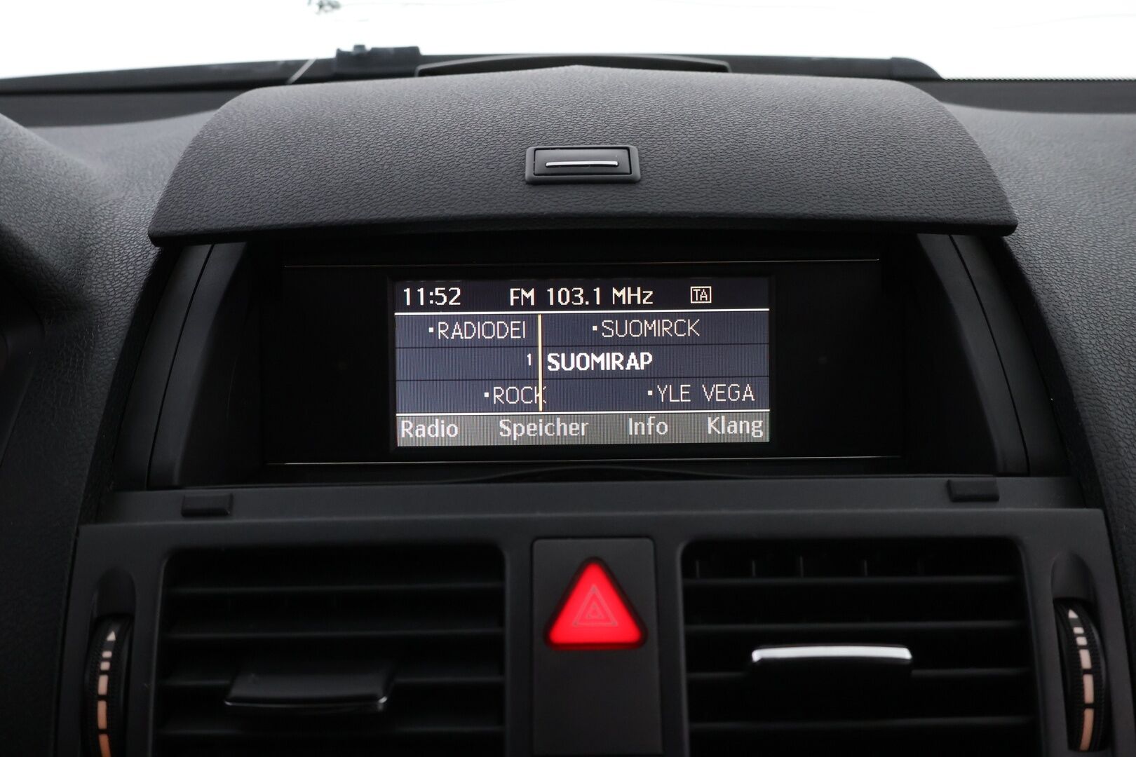 Mercedes-Benz C 2009 350 CDI 4Matic Sedan aut - Nahkasisusta / Sähköpenkit / Xenon / Vakkari / 2x Renkaat aluvantein / Juuri tullut Tampereelle! - HULLU BLACKWEEK KORKOTARJOUS 2,49%