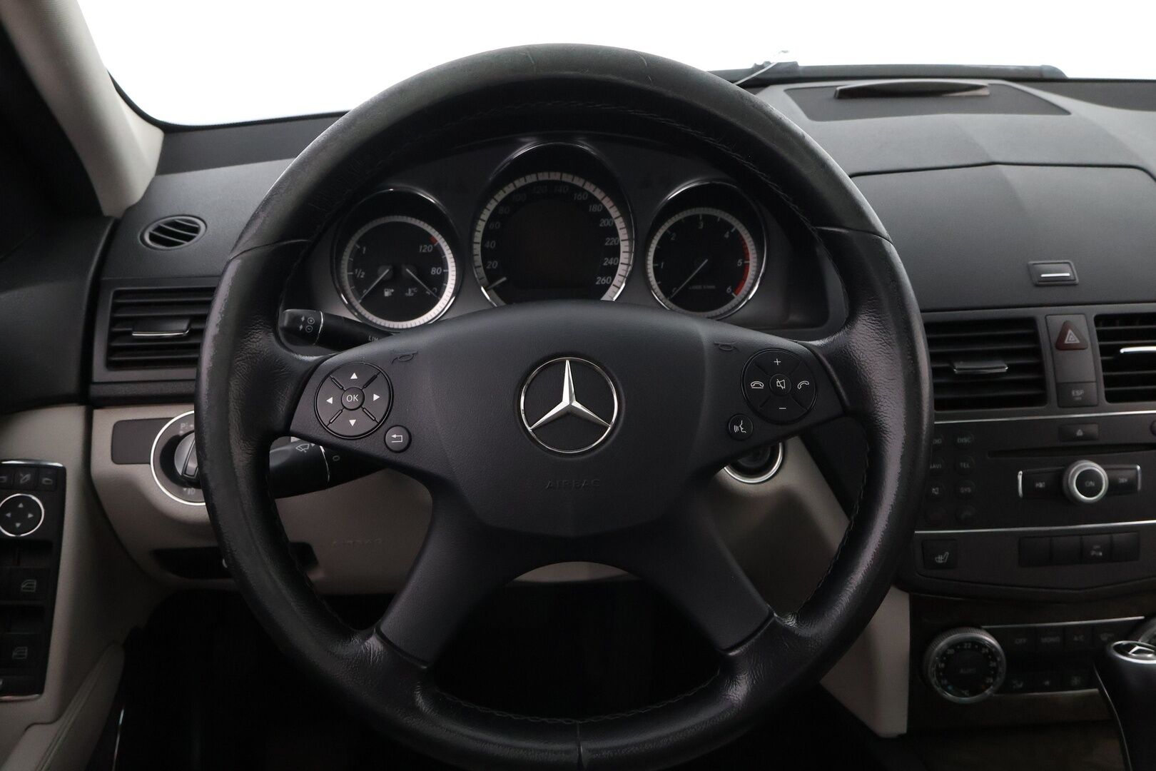 Mercedes-Benz C 2009 350 CDI 4Matic Sedan aut - Nahkasisusta / Sähköpenkit / Xenon / Vakkari / 2x Renkaat aluvantein / Juuri tullut Tampereelle!