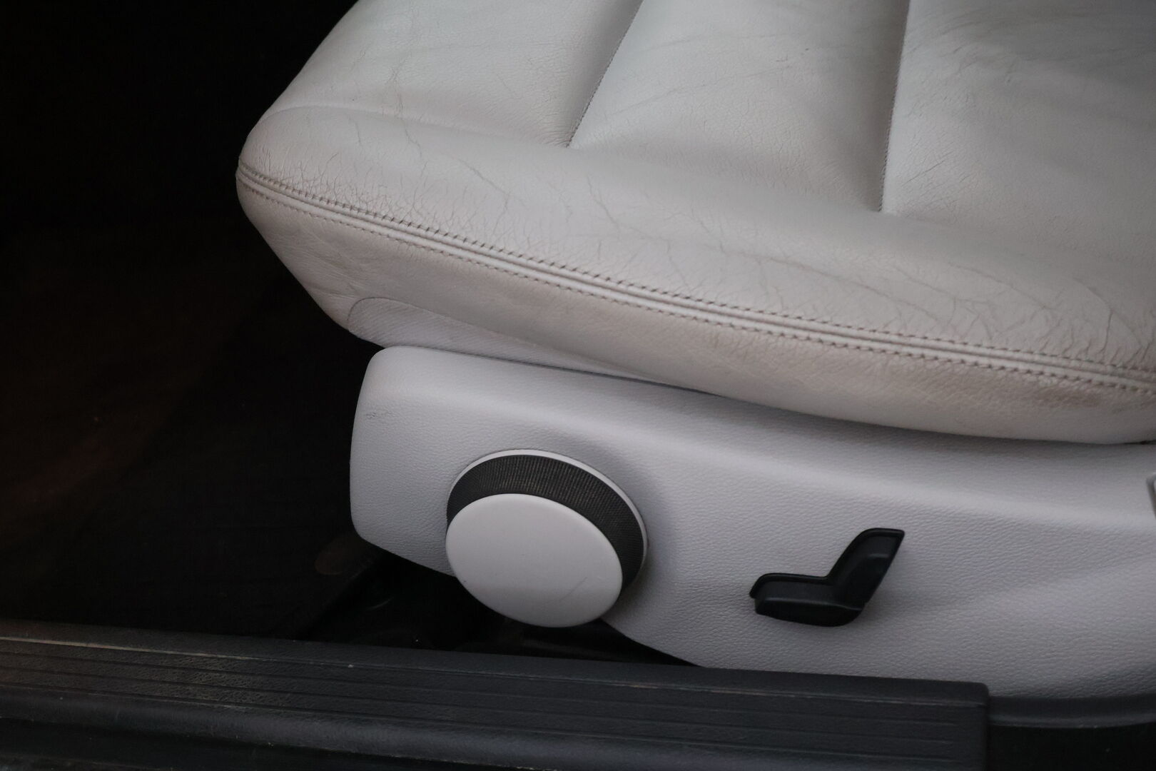 Mercedes-Benz C 2009 350 CDI 4Matic Sedan aut - Nahkasisusta / Sähköpenkit / Xenon / Vakkari / 2x Renkaat aluvantein / Juuri tullut Tampereelle! - HULLU BLACKWEEK KORKOTARJOUS 2,49%