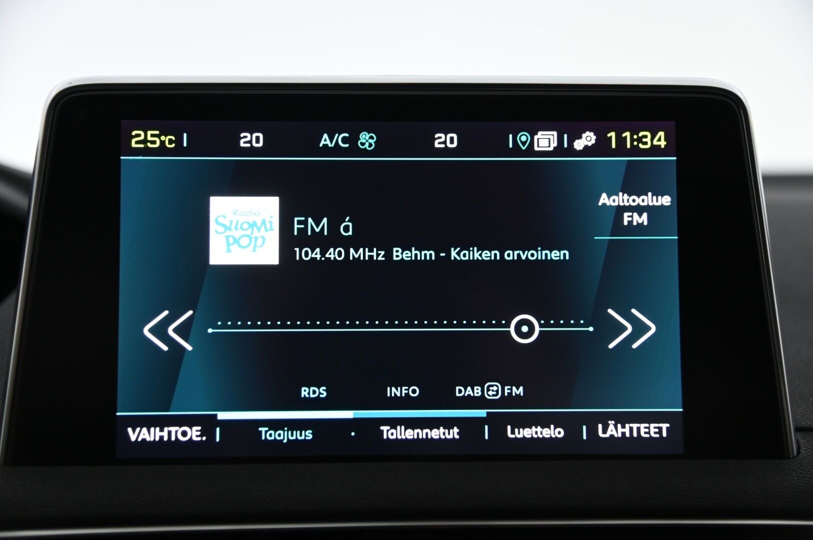 Peugeot 3008 2020 GT Hybrid4 300 EAT8-aut *Webasto / P.Kamera / ACC / LED / Navi*