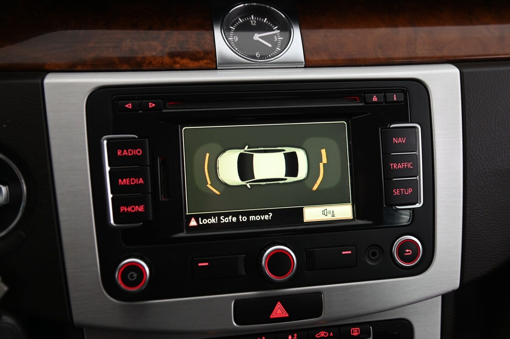 Volkswagen Passat 2011 Sedan Highline 1,8 TSI 118 kW (160 hv)Sedan Highline 1,8 TSI 118 kW (160 hv)  *Yritysoutlet - Myydään vain yrityksille* - *Yritysoutlet - Myydään vain yrityksille*