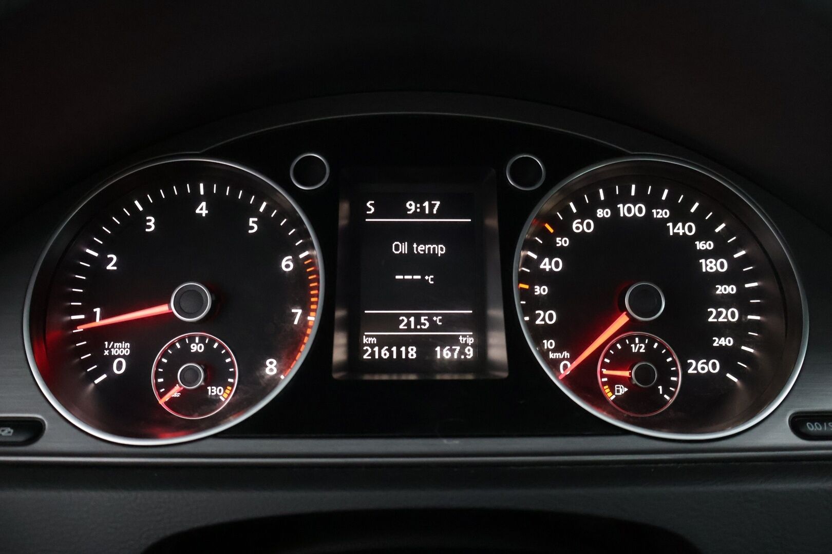 Volkswagen Passat 2011 Sedan Comfortline 1,8 TSI 118 kW (160 hv) * / Myydään huutokaupat.comissa! / Vakkari / Webasto / Koukku / Kahdet renkaat / * - Myydään huutokaupat comissa!