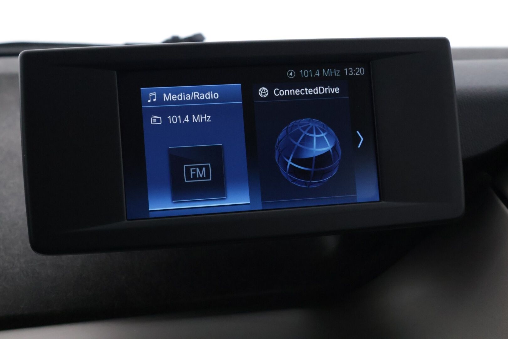 BMW i3 2019 120Ah *ILP / Vakkari / BC alusta / LED / P-kamera / Navi* - *2x renkaat 19" vanteilla / Saatavilla Bilar-Turva / Näyttävä!* - HULLU BLACKWEEK KORKOTARJOUS 2,49%