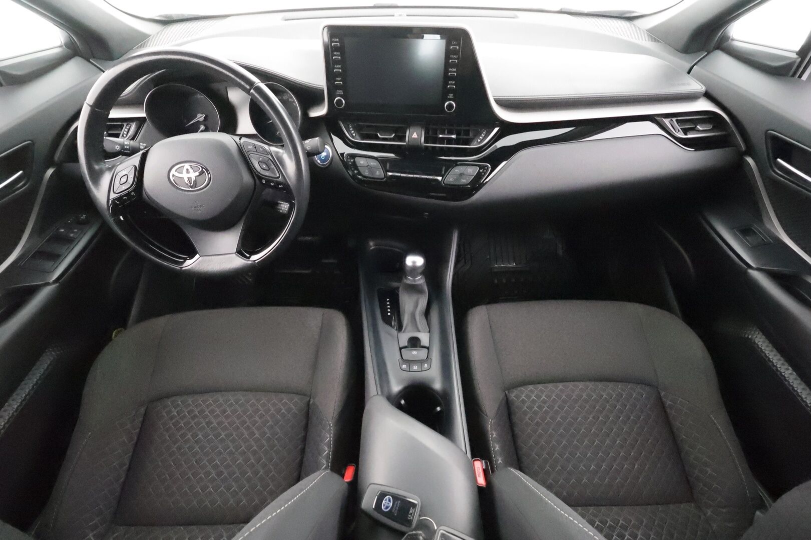 Toyota C-HR 2022 1,8 Hybrid Active * ACC / LED / P.Kamera / Kaistavahti / Navi / Keyless * - Suomi-auto / Kahdet renkaat - HULLUT AVAJAISHULINAT KORKOTARJOUS 3,29 %