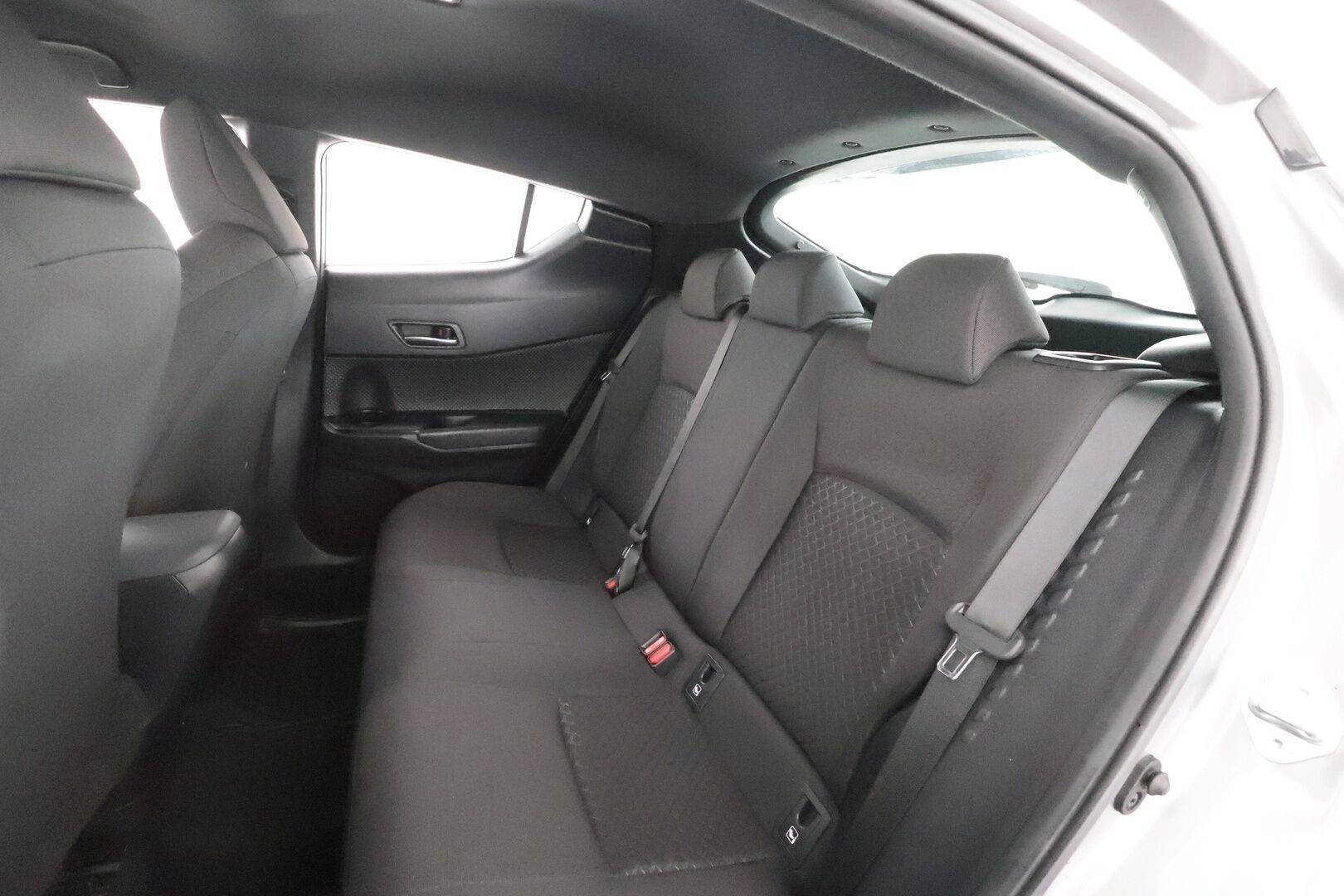 Toyota C-HR 2022 1,8 Hybrid Active - ACC | LED | P.Kamera | Kaistavahti | Navi | Keyless 