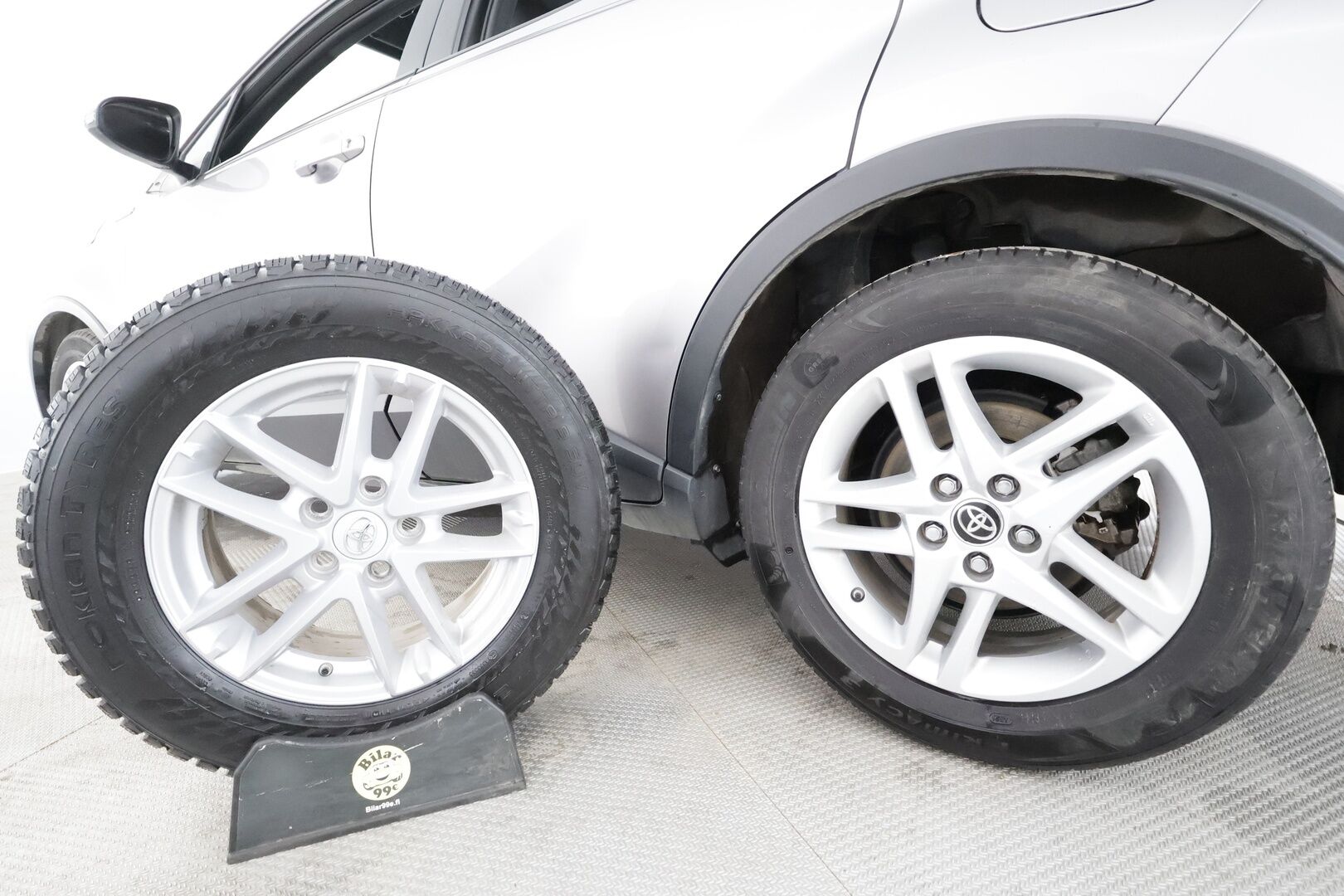 Toyota C-HR 2022 1,8 Hybrid Active - ACC | LED | P.Kamera | Kaistavahti | Navi | Keyless 