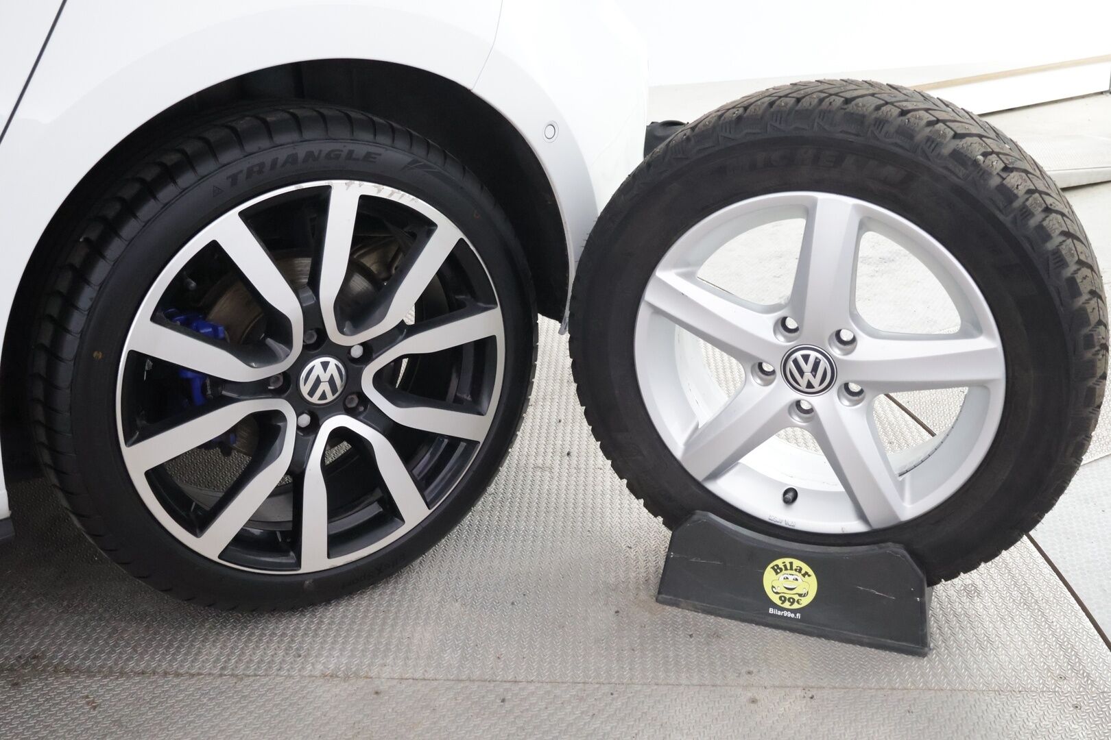 Volkswagen Golf 2015 GTE Plug-In Hybrid 150 kW (204 hv) DSG-automaatti *Adapt. Vakkari / Webasto / P-kamera / BLIS / Sporttipenkit / Navi* - *JAKOPÄÄ TEHTY 03/25* / 2x renkaat aluvanteilla / LED-valot