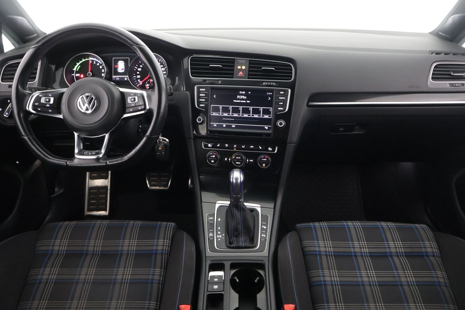 Volkswagen Golf 2015 GTE Plug-In Hybrid 150 kW (204 hv) DSG-automaatti *Adapt. Vakkari / Webasto / P-kamera / BLIS / Sporttipenkit / Navi* - *JAKOPÄÄ TEHTY 03/25* / 2x renkaat aluvanteilla / LED-valot
